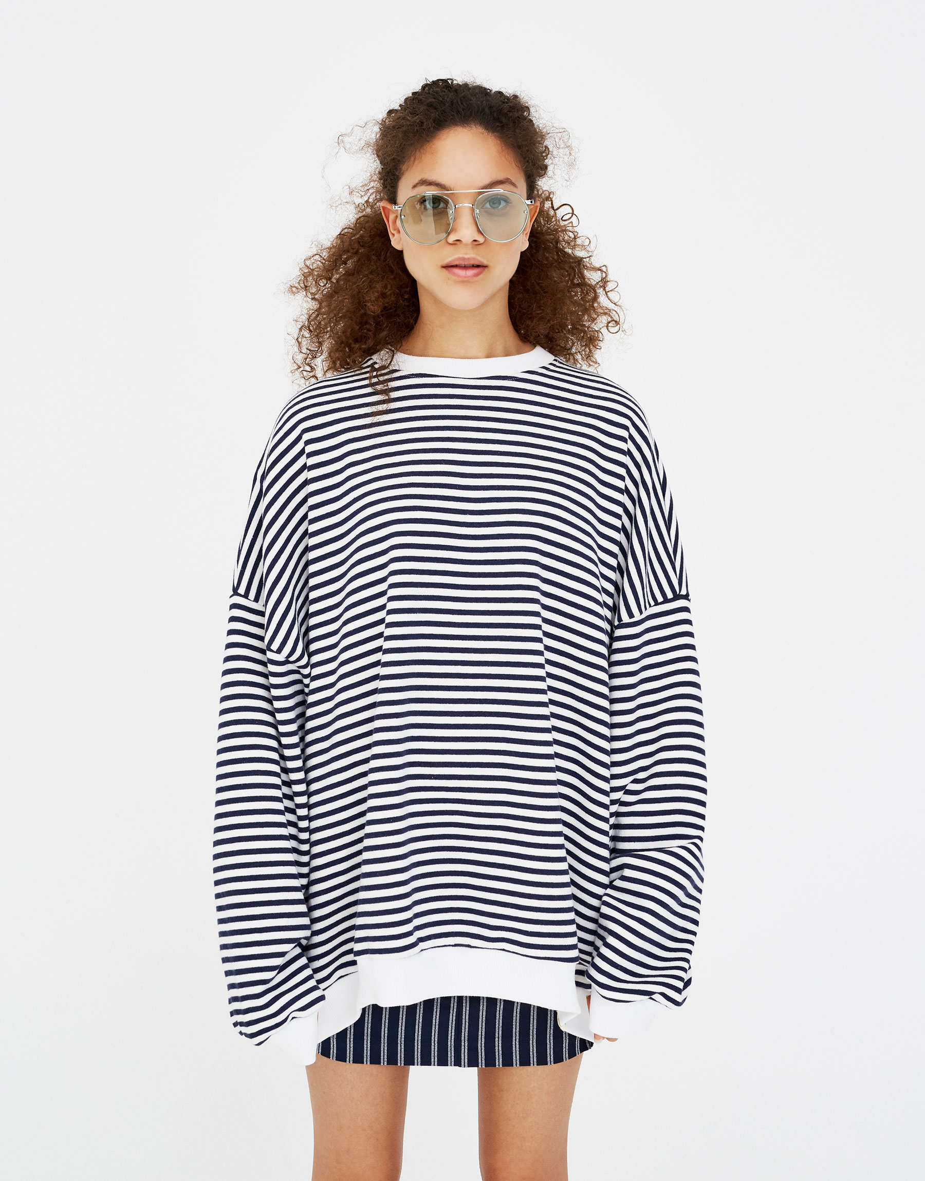 pull and bear oversized hoodie