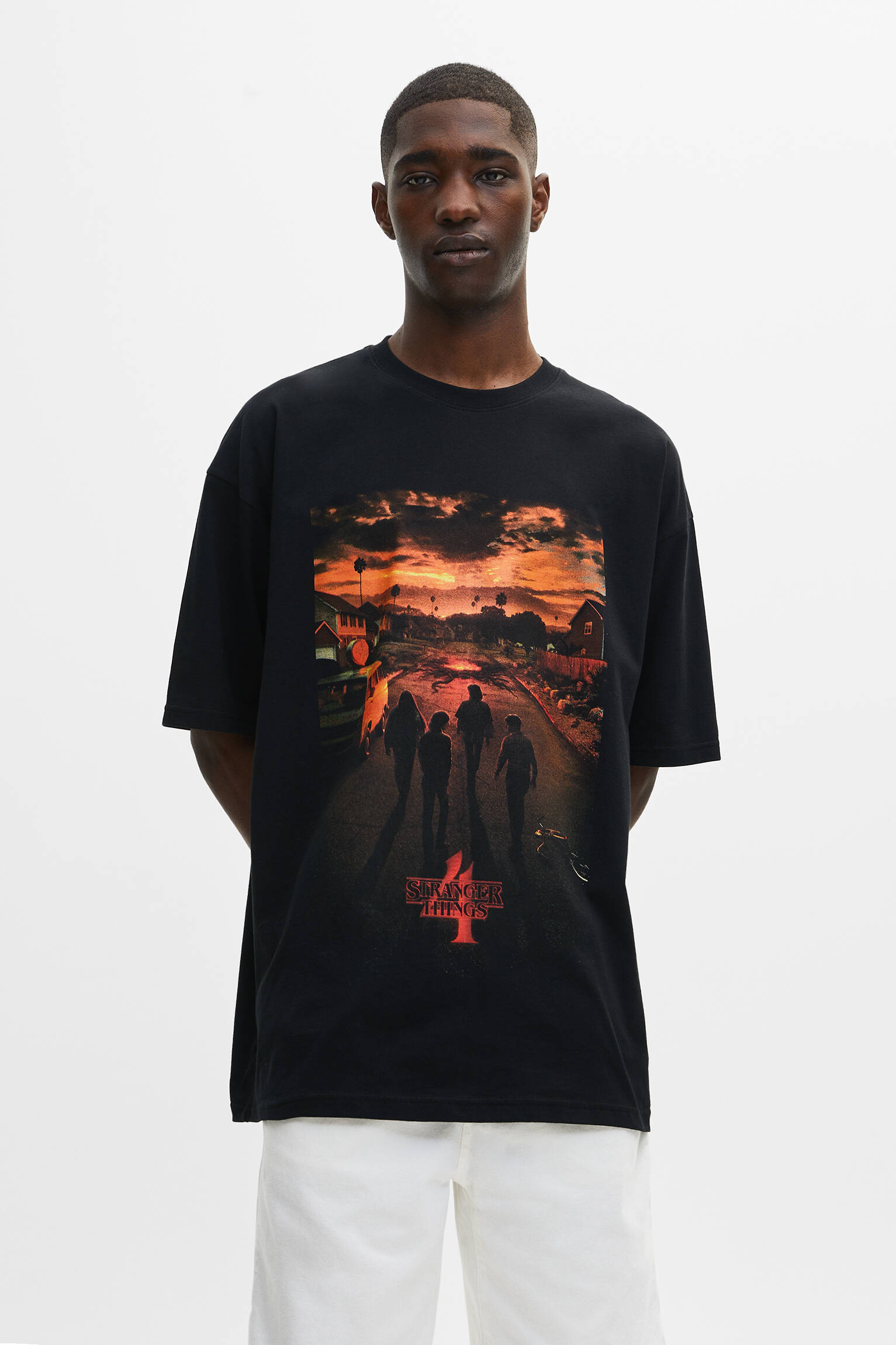 T-Shirt Stranger Things 4 Personnages