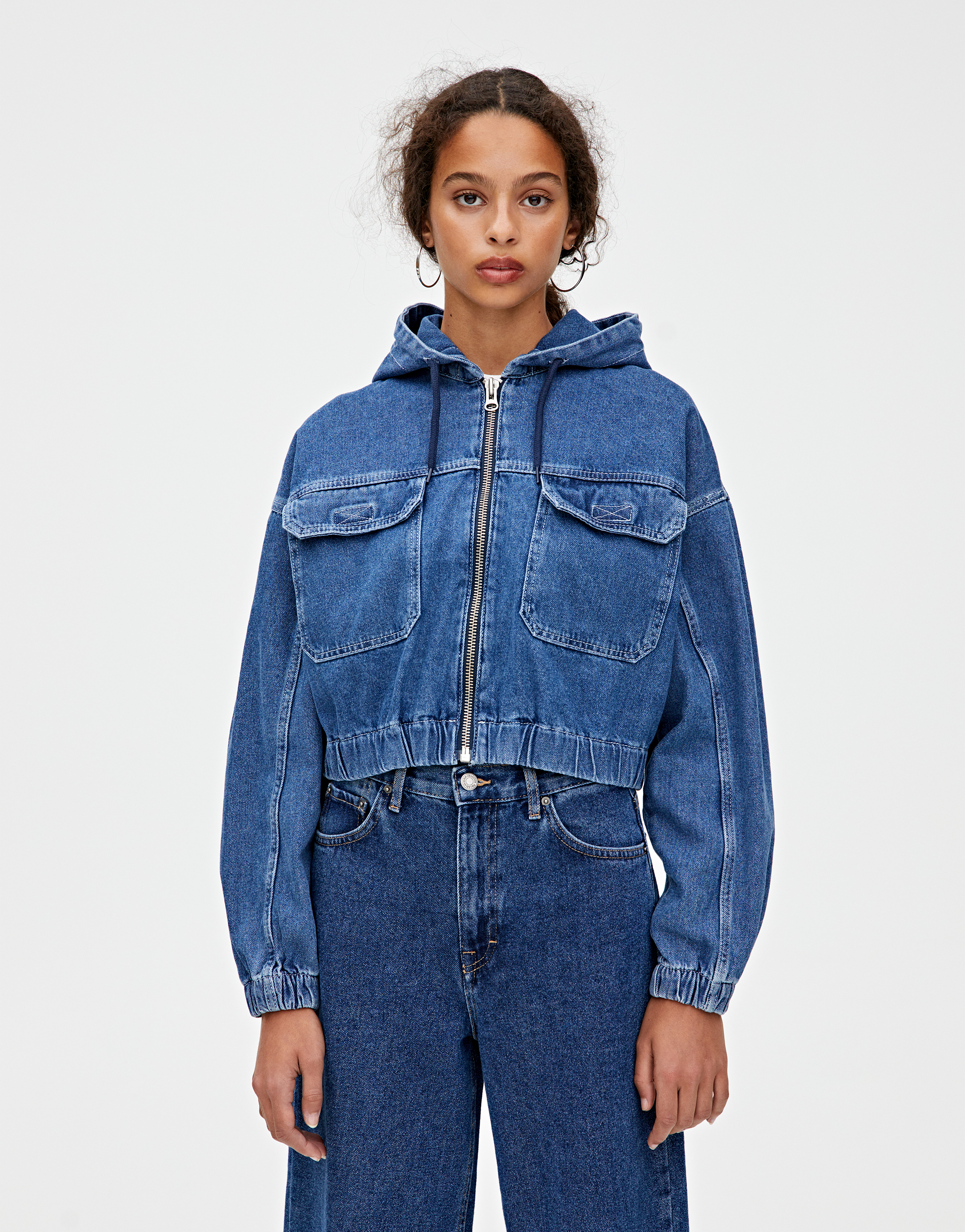 Gaya Denim Jacket Terbaik untuk Wanita 