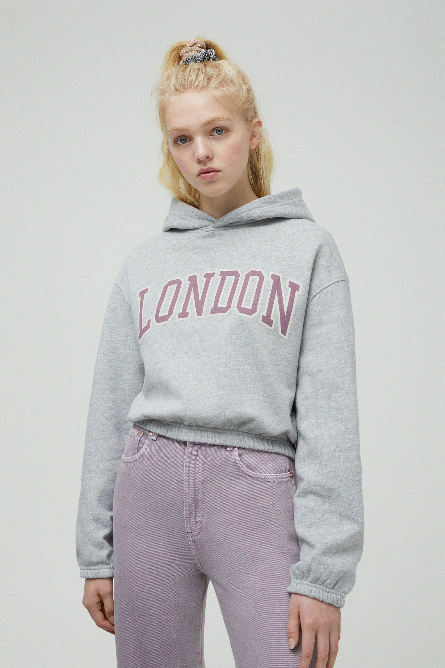 hoodie pull and bear pink