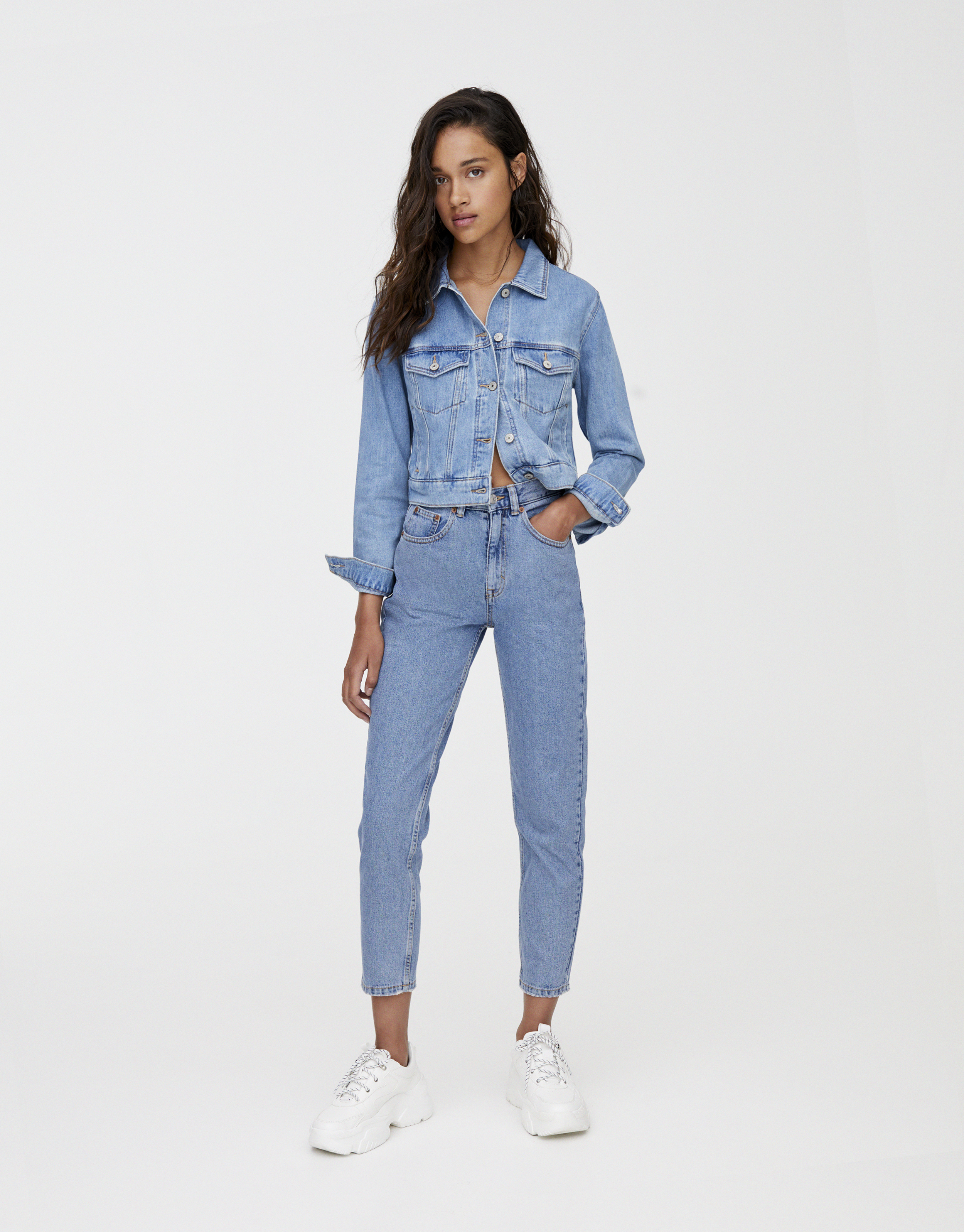 pull and bear jeans mom
