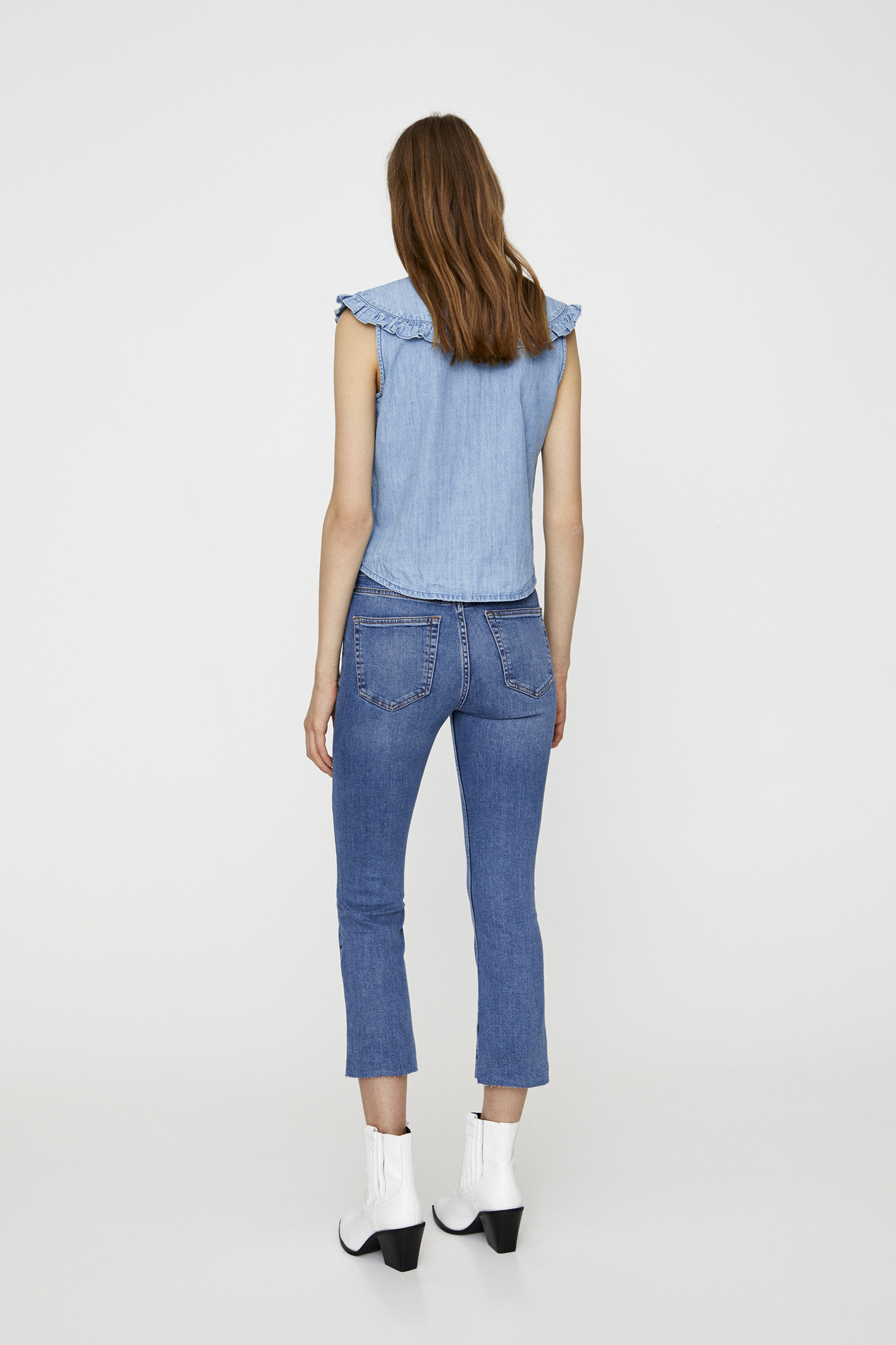 jeans flare pull and bear