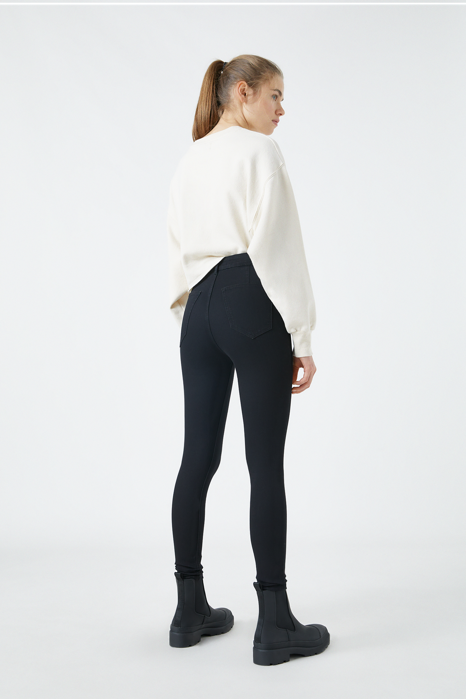 pull and bear jeggings