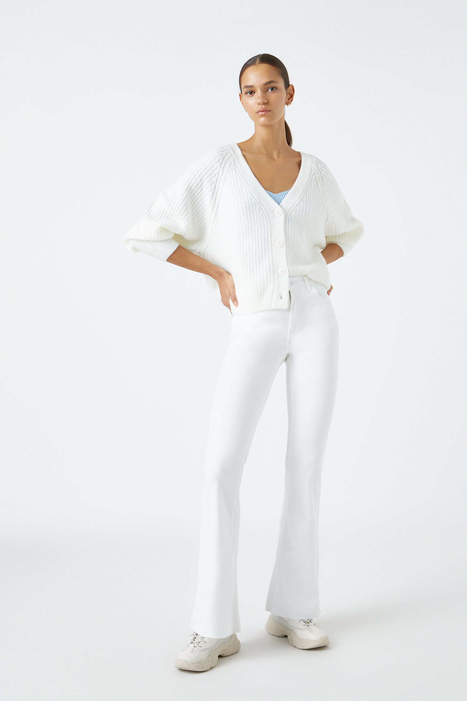 JEANS FLARE BLANCO - BendittaShop
