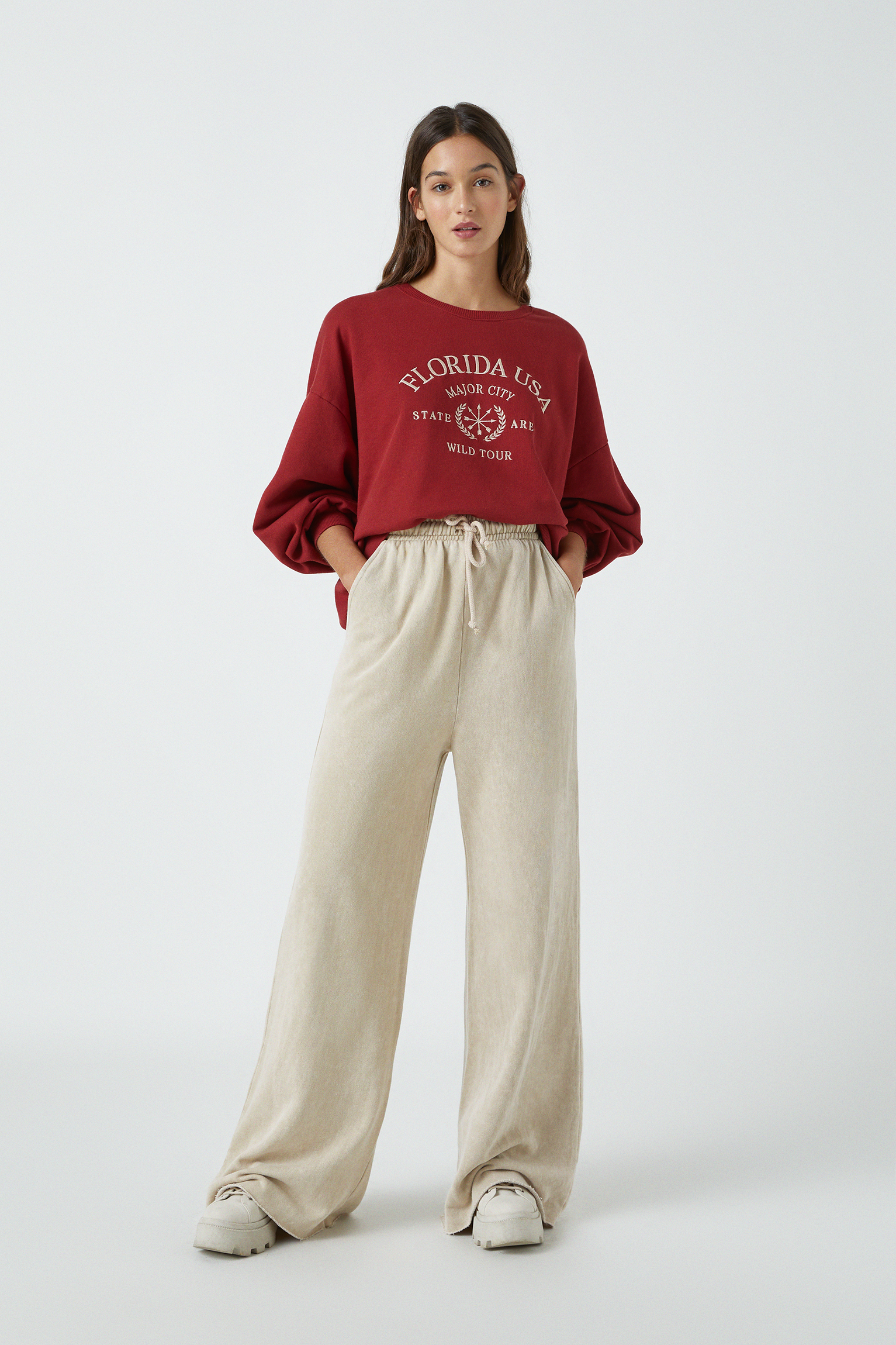 straight leg jogging trousers