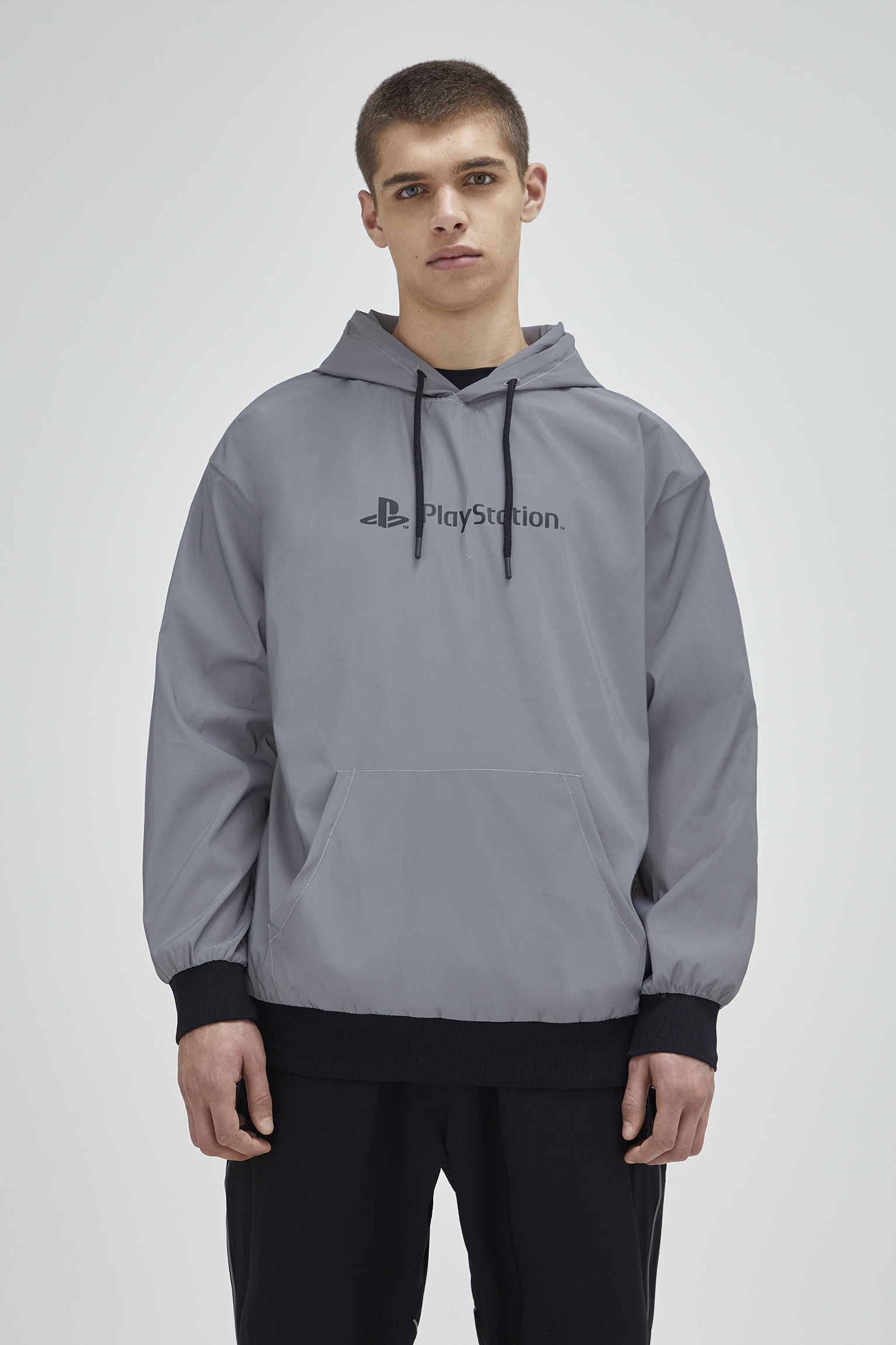 playstation hoodie pull and bear