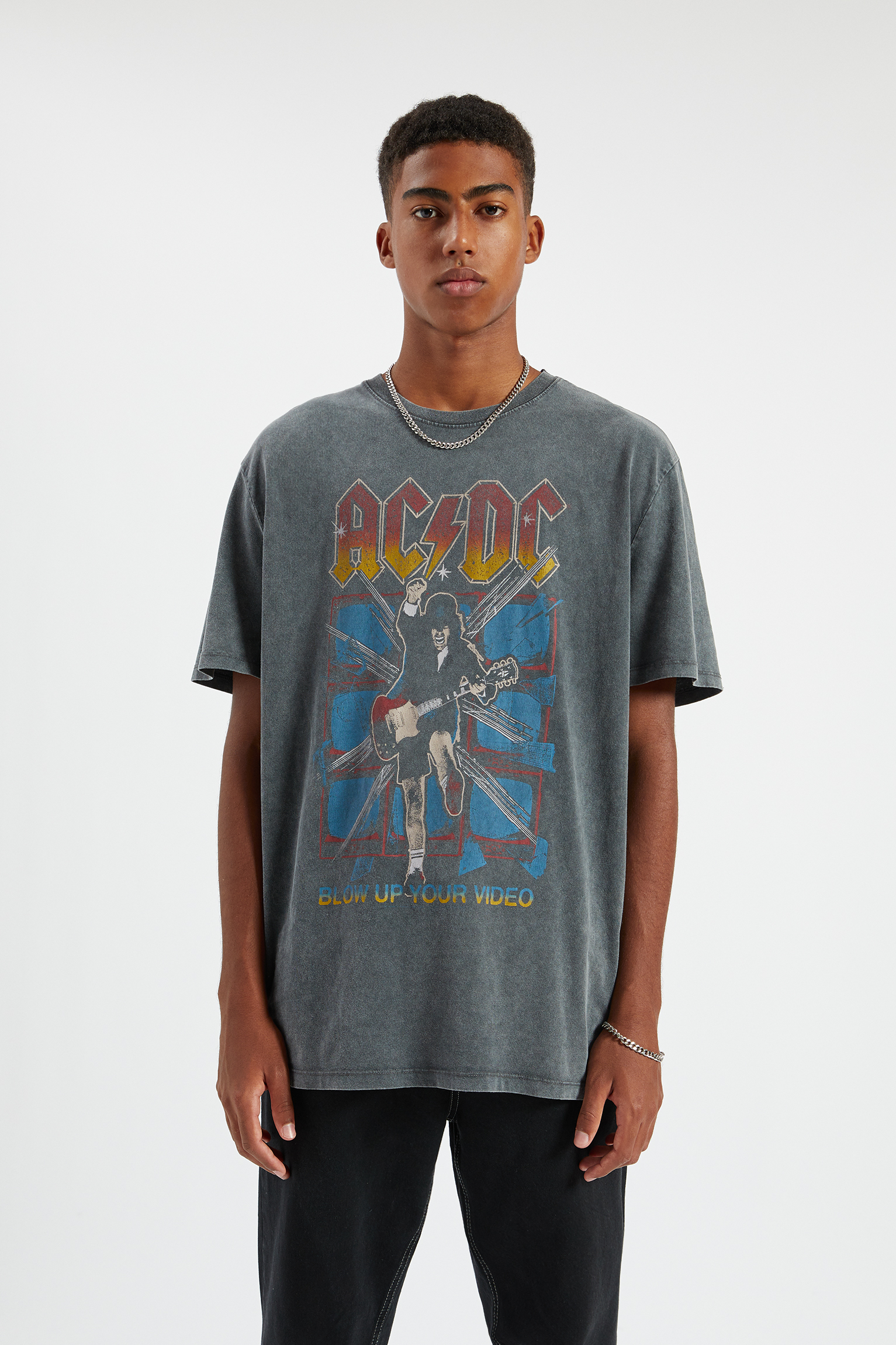 Black T Shirt With Ac Dc Illustration Pull Bear