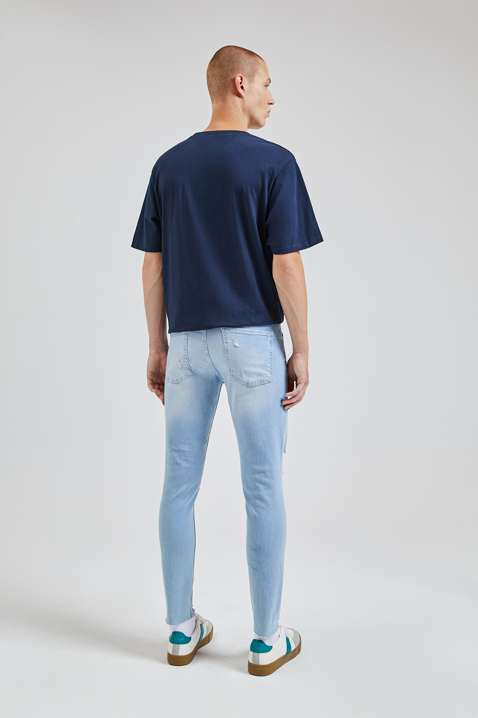 skinny premium pull and bear