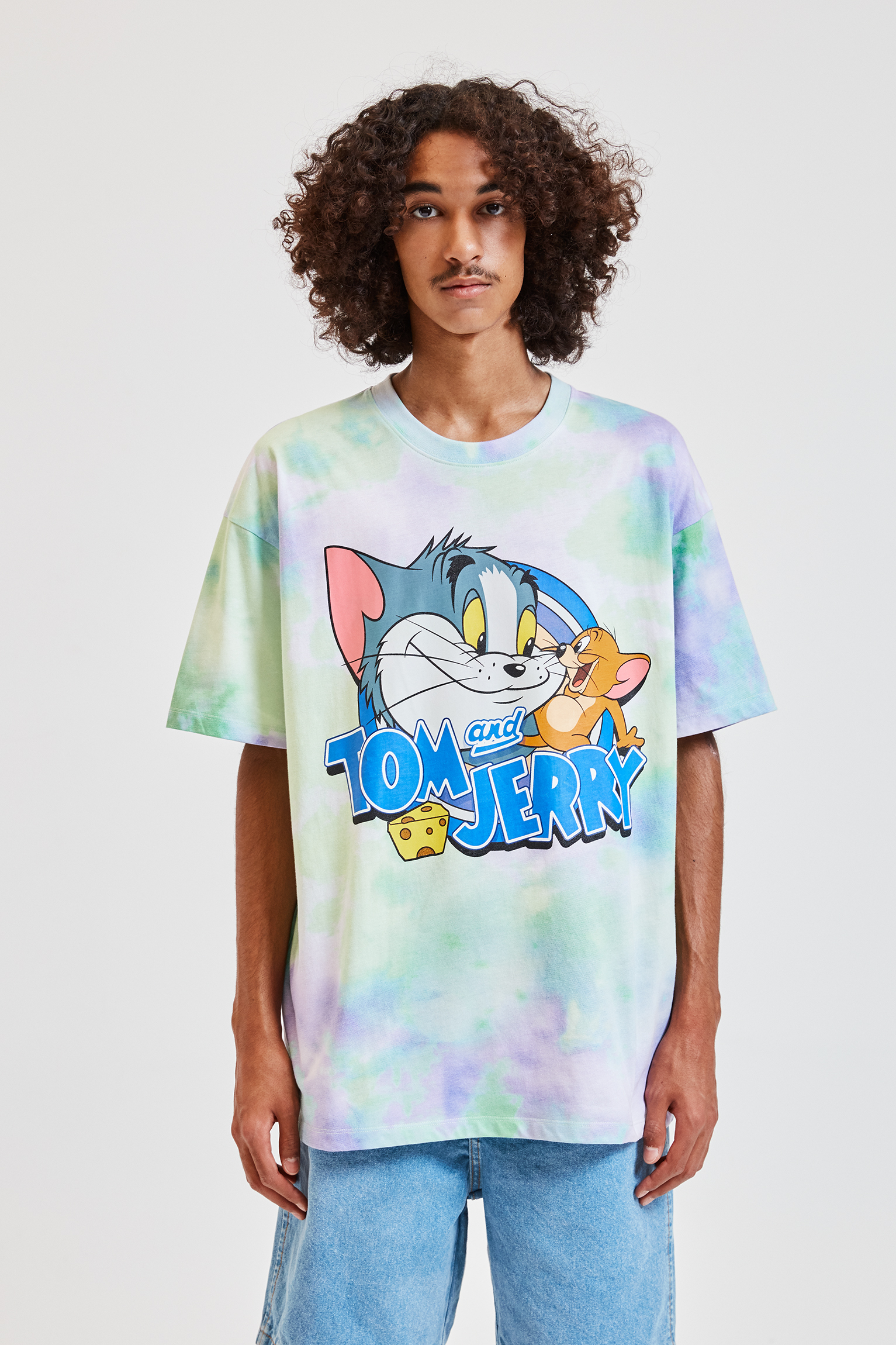 tie dye sweatshirt pull and bear