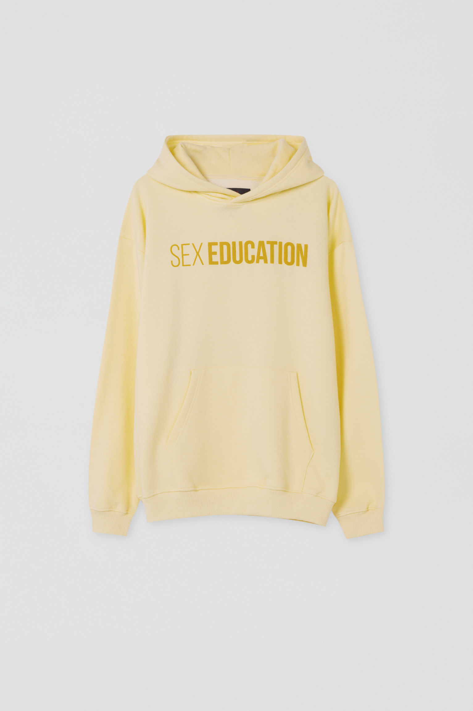 Sudadera Sex Education x Pull\u0026Bear amarilla - PULL\u0026BEAR