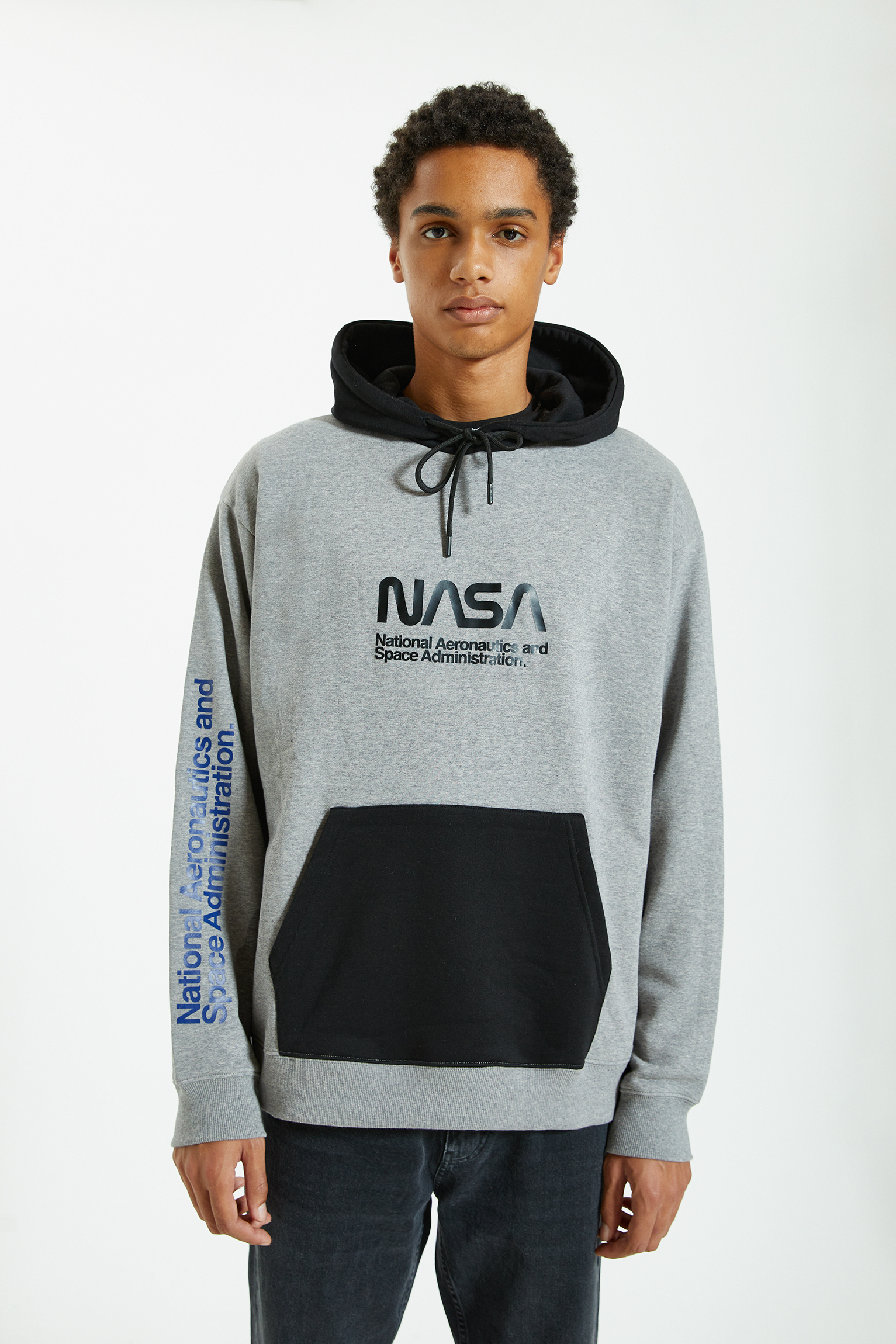 nasa hoodie pull and bear