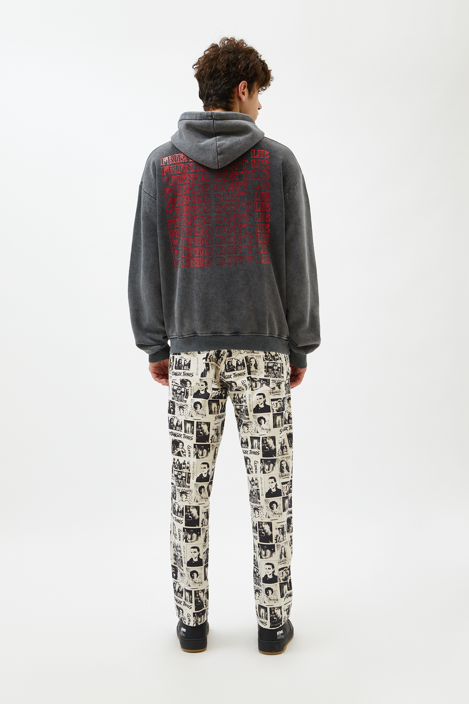 pull&bear stranger things hoodie