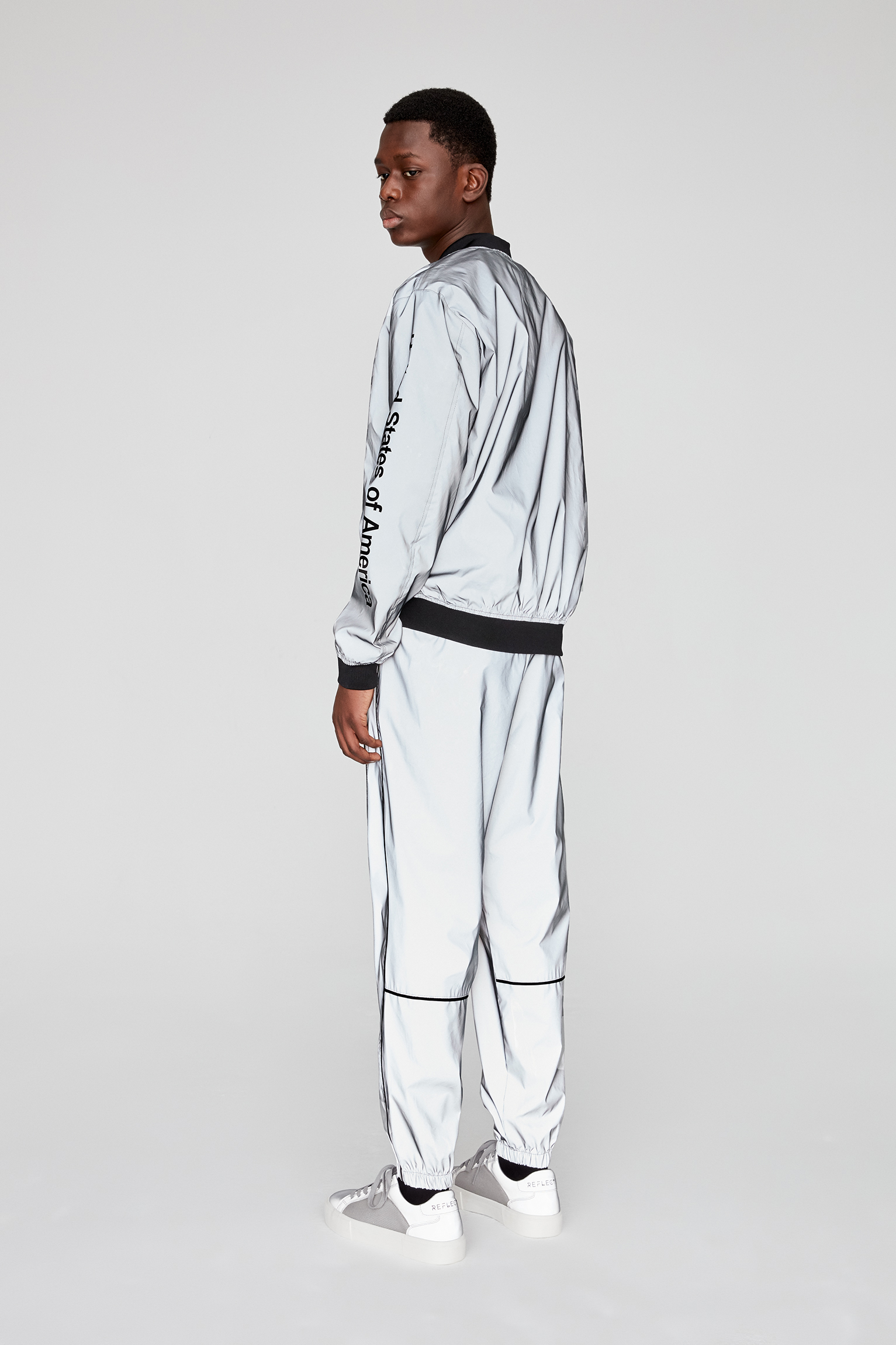 Chandal reflectante pull and bear Clearance