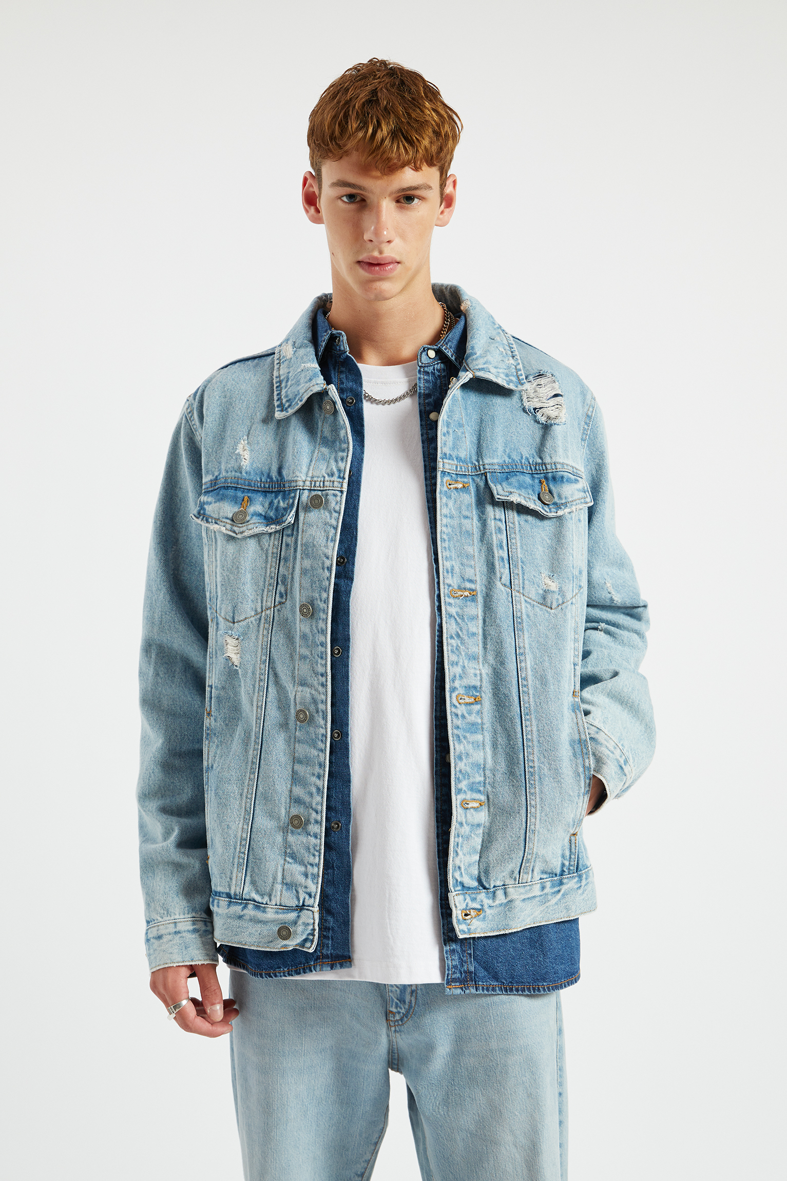 pull and bear denim jacket price