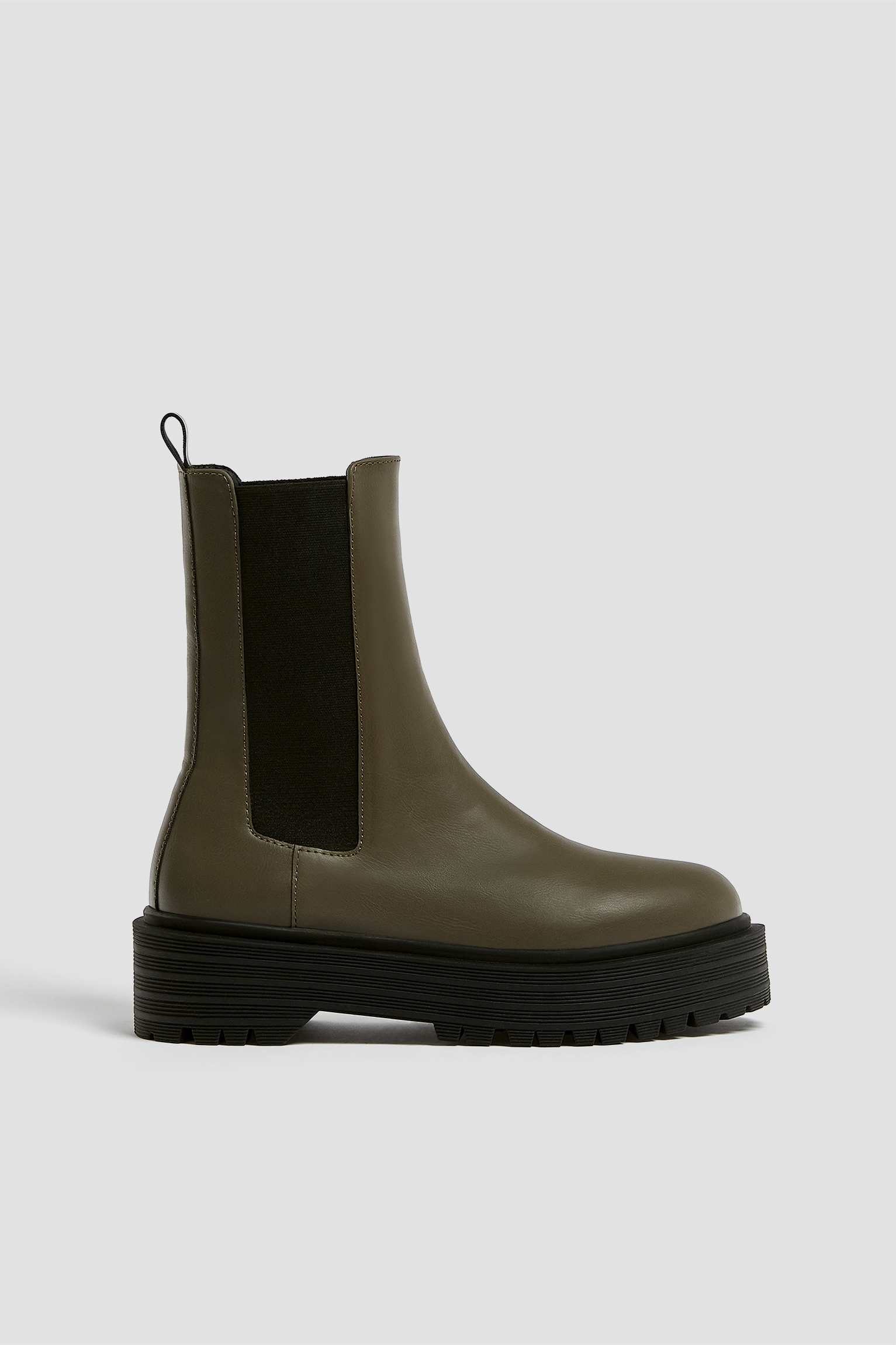thick soled chelsea boots