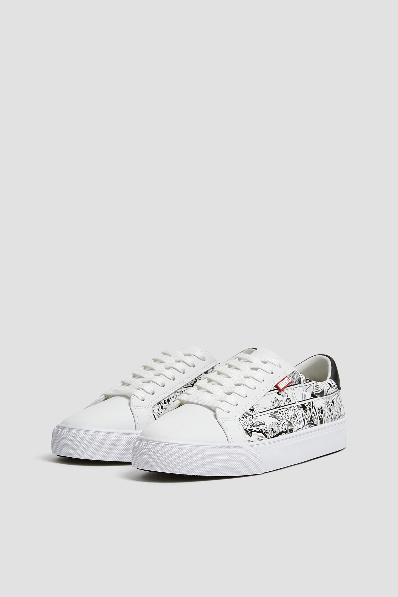 pull and bear white trainers