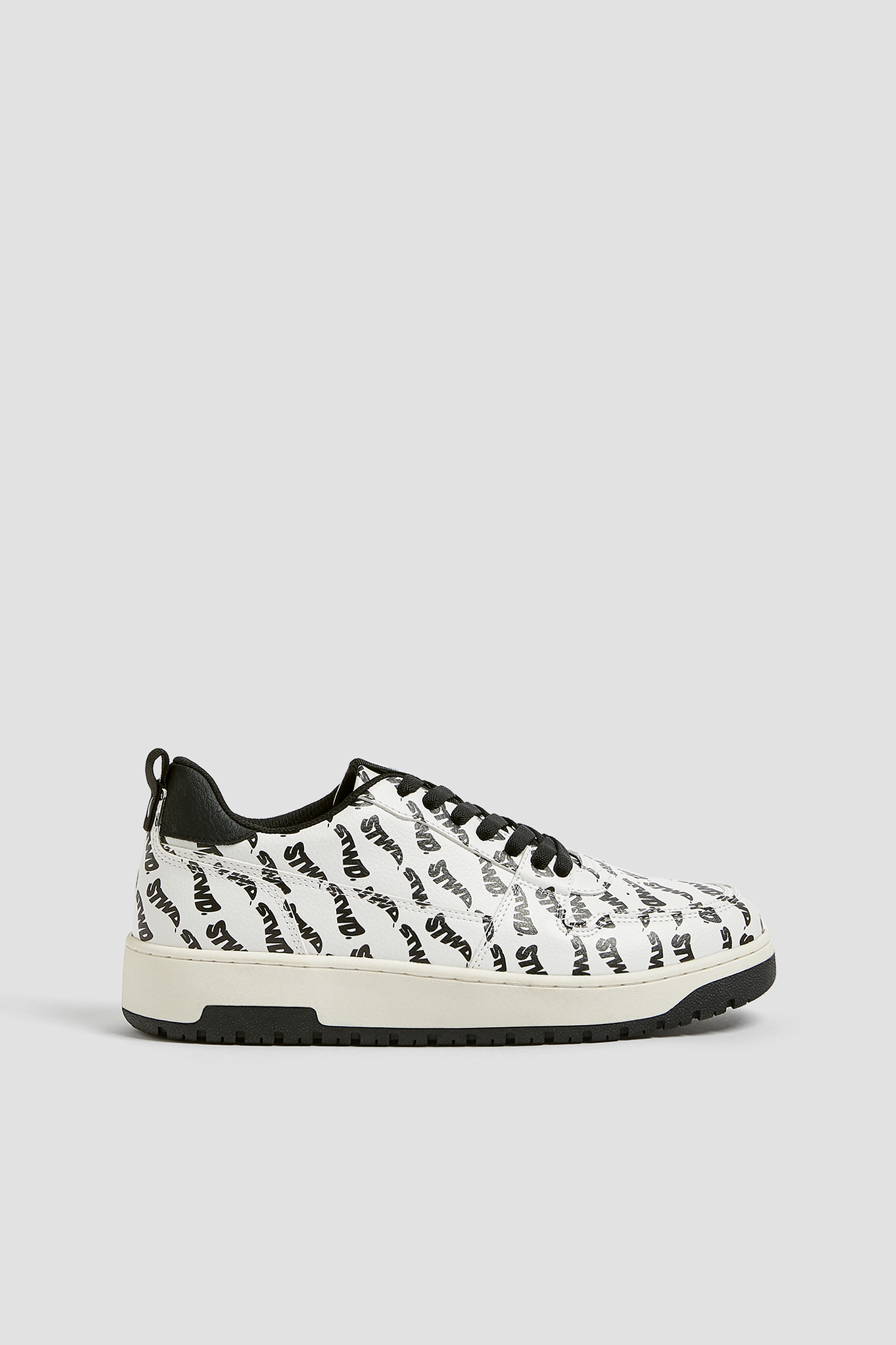 pull and bear zapatillas hombre