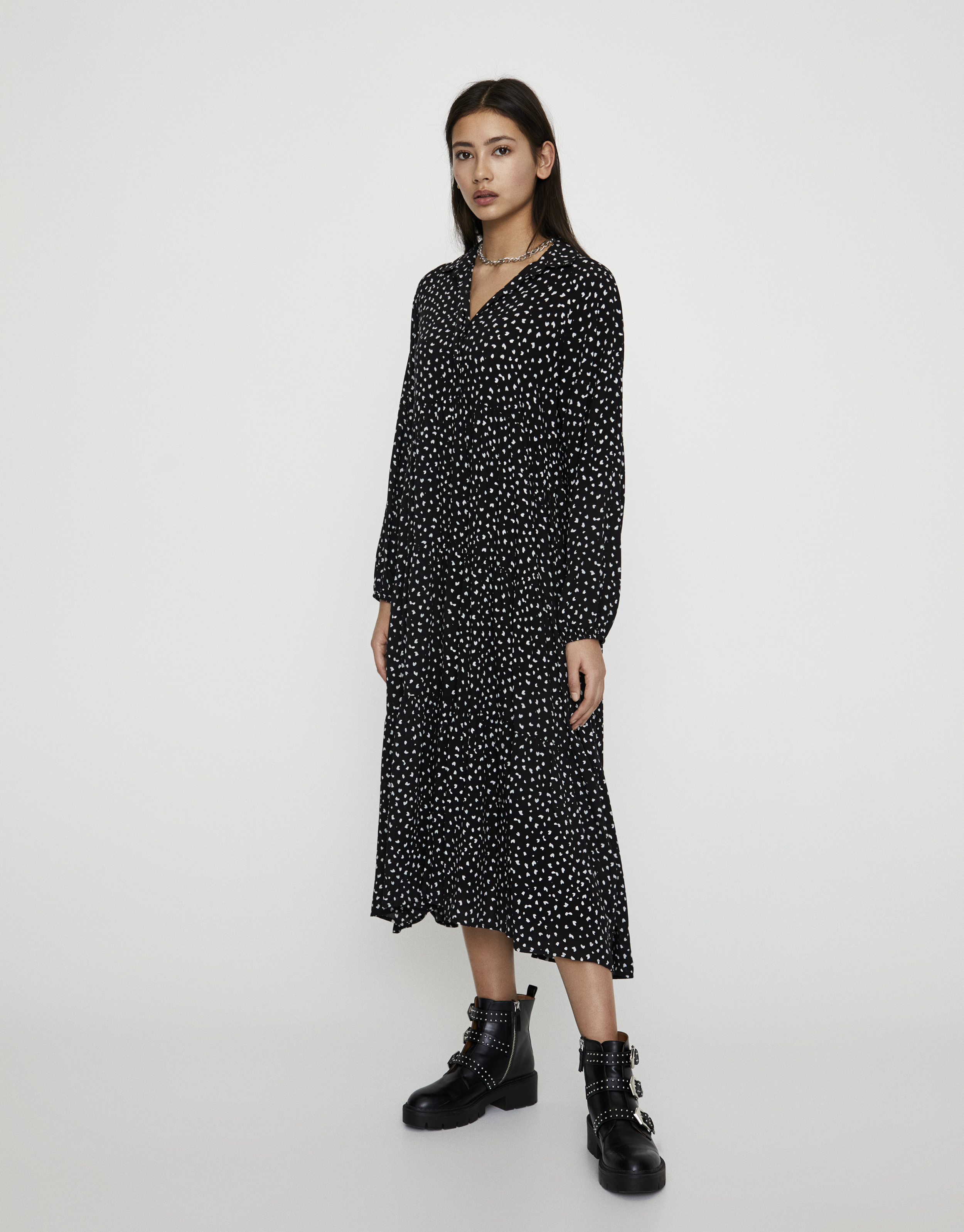 Jurk Met Stippen En Grote Vlakken Pull Bear