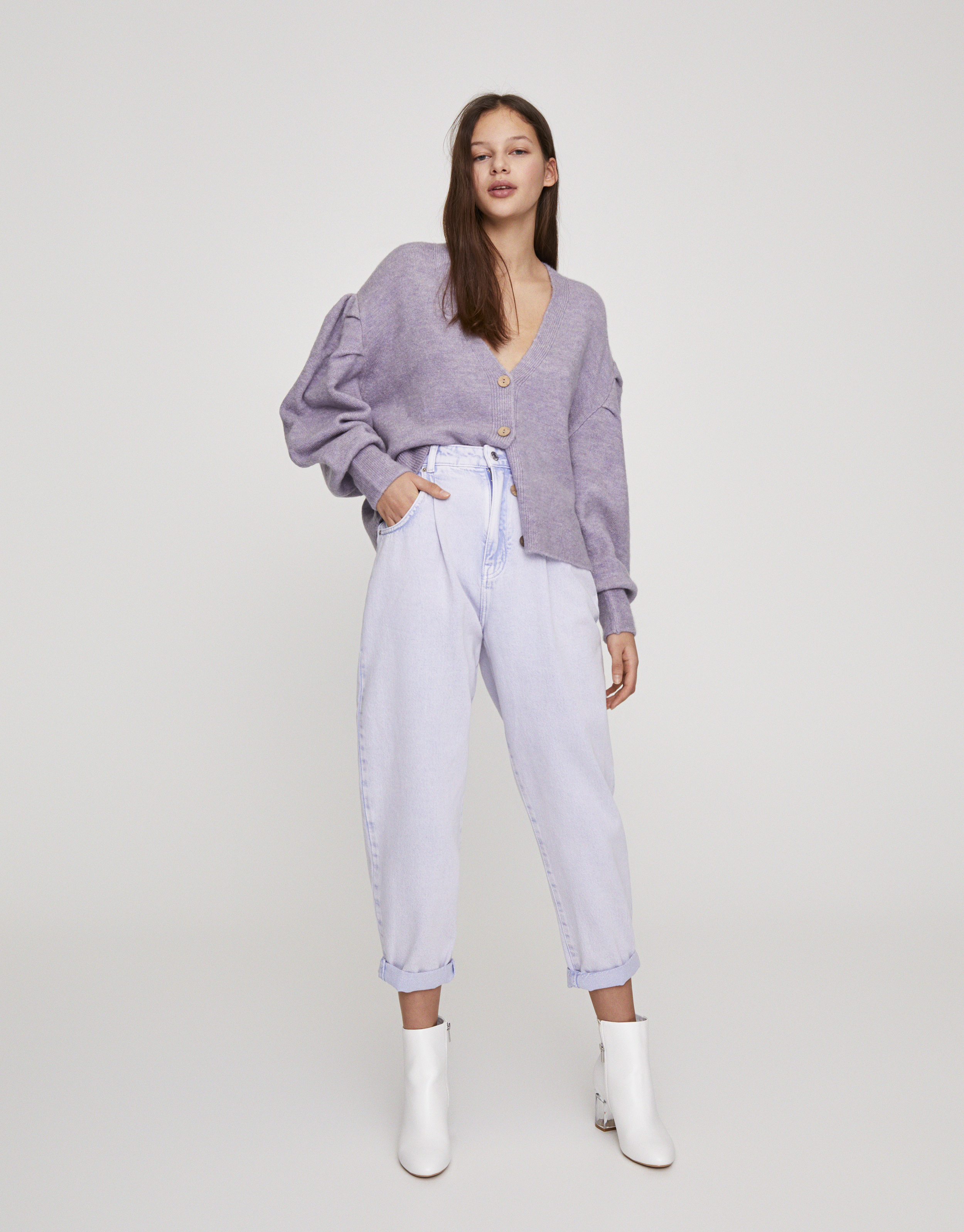 Slouchy jeans with darts and large 