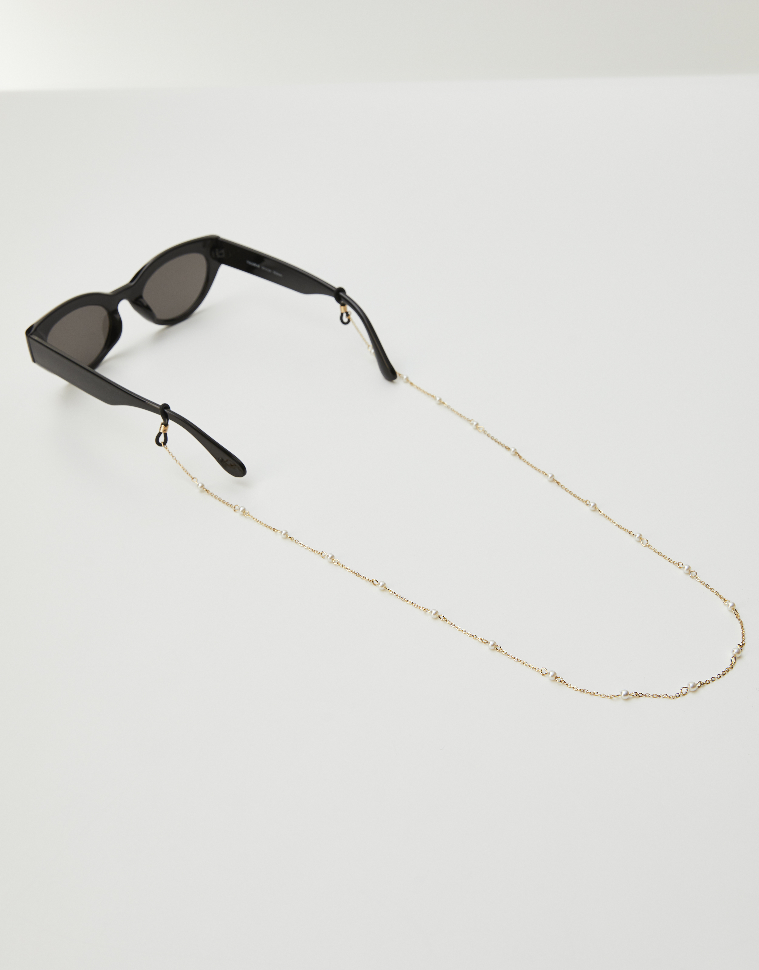 glasses with cord
