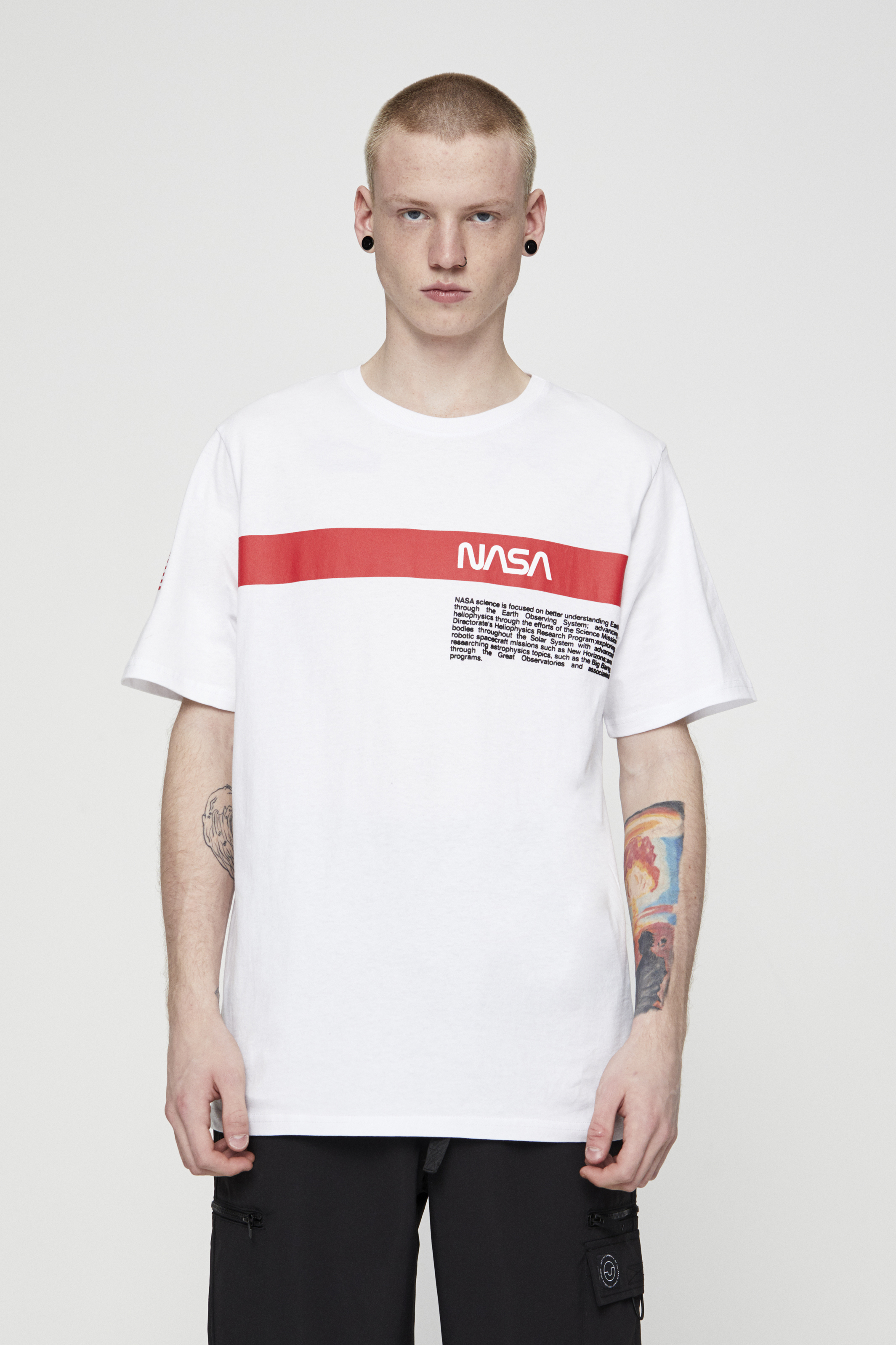 camiseta nasa blanca