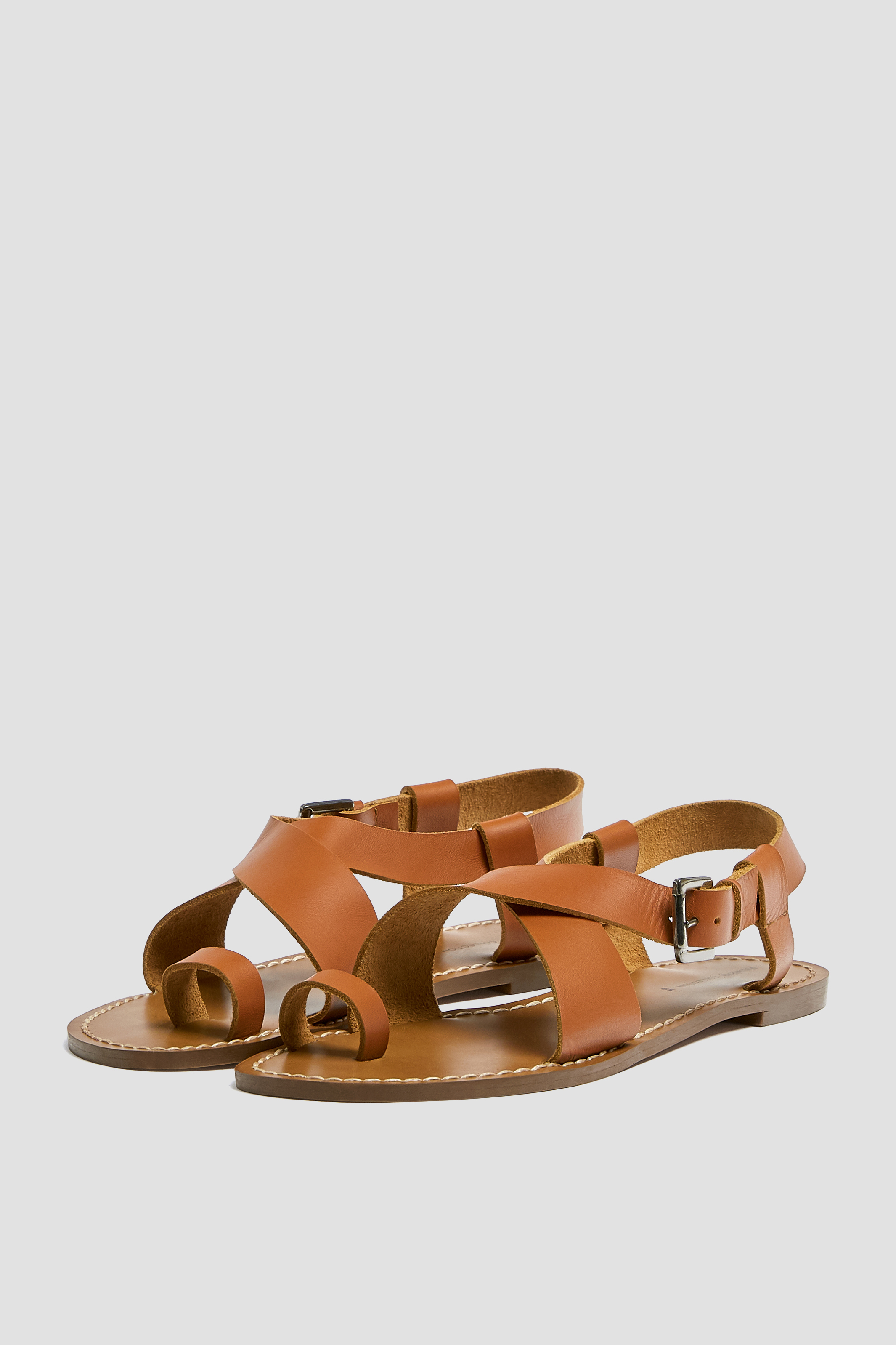 flat leather flip flops