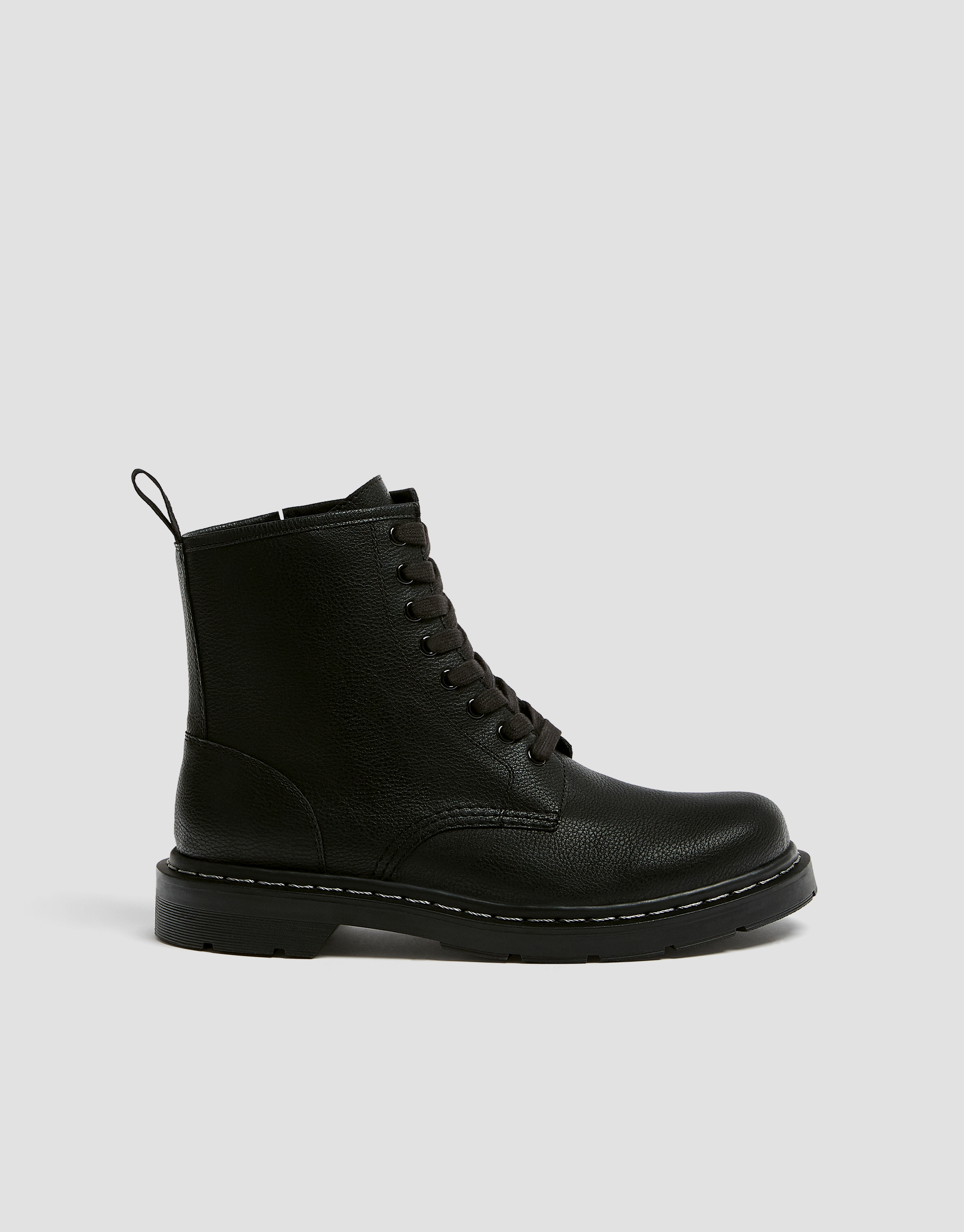 botas homem pull&bear