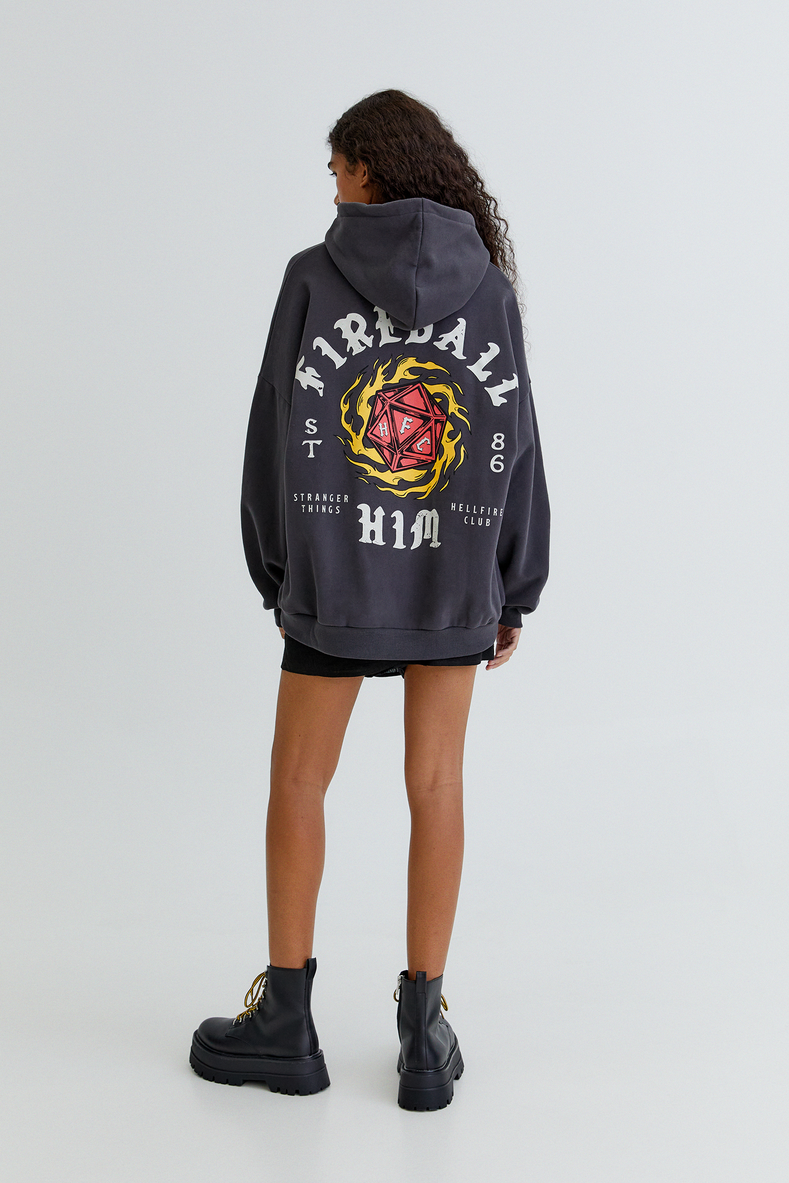 pull&bear stranger things hoodie