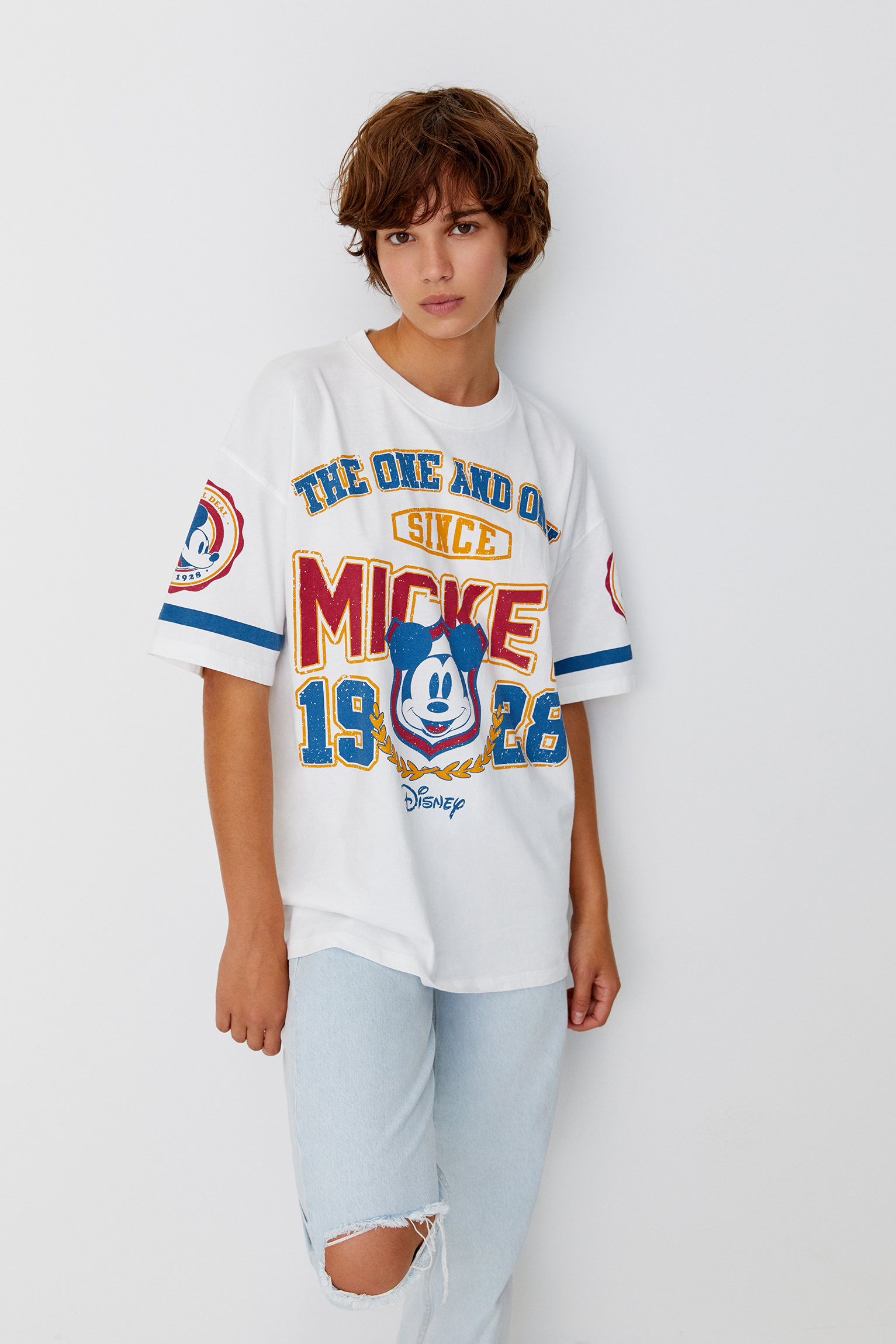pull and bear mickey mouse sweatshirt