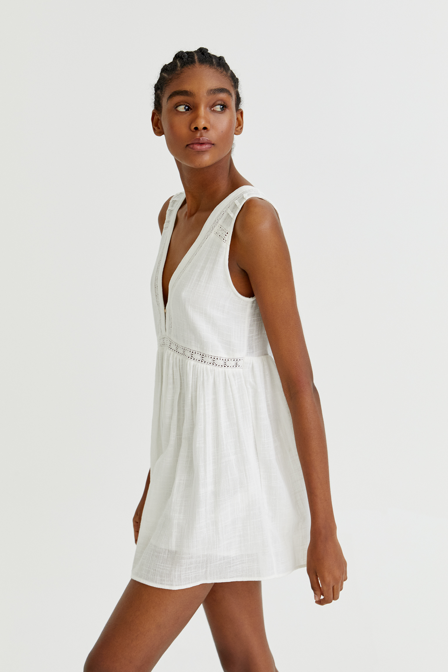 robe blanche pull and bear