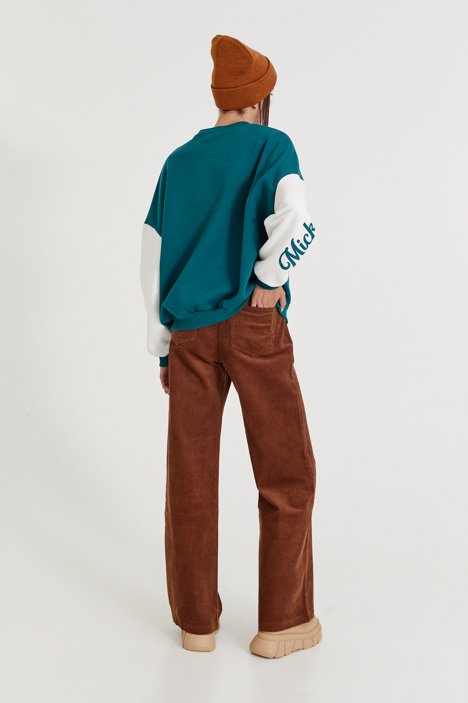 pull and bear mickey mouse sweatshirt