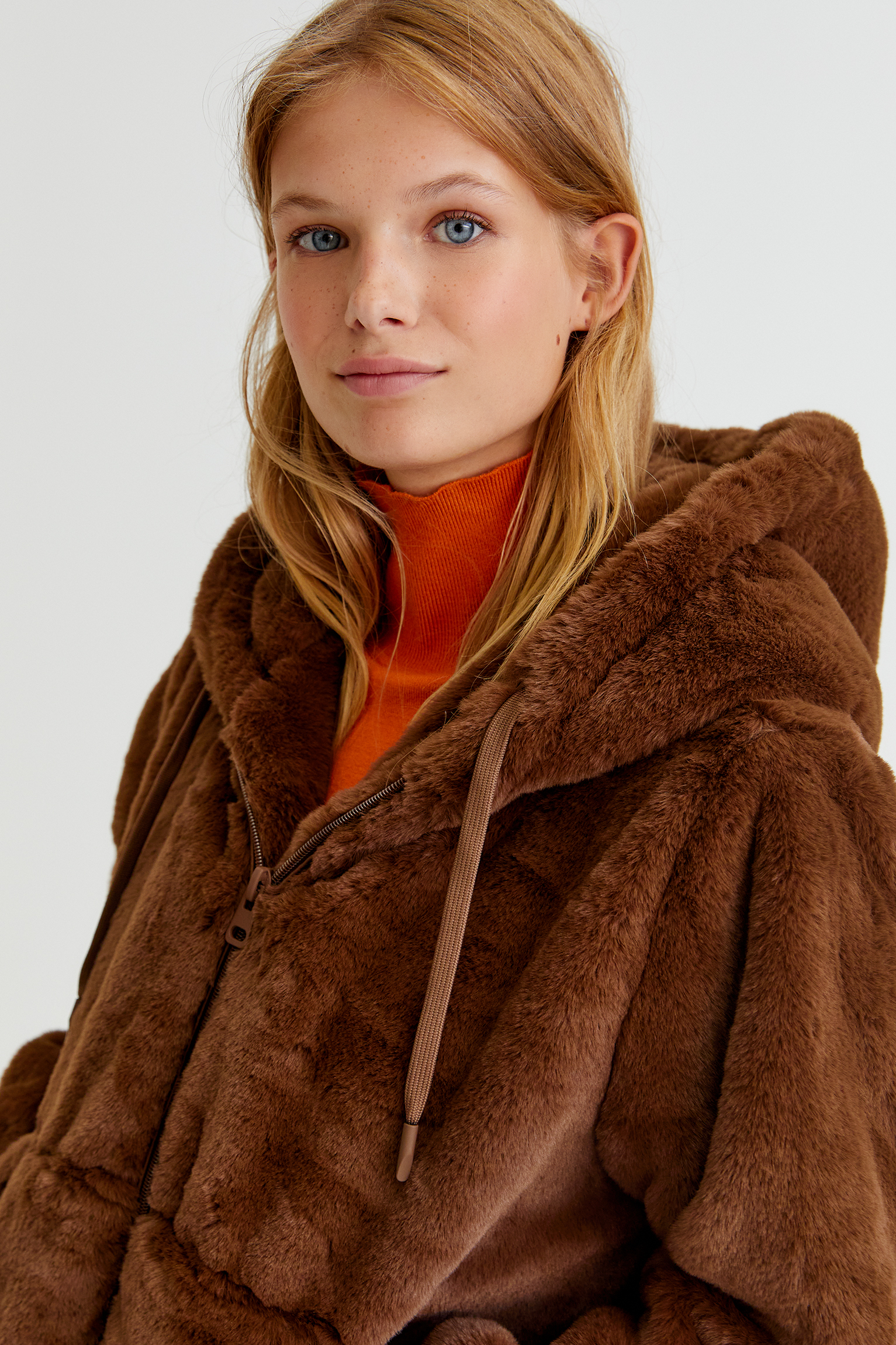 pull and bear fur jacket