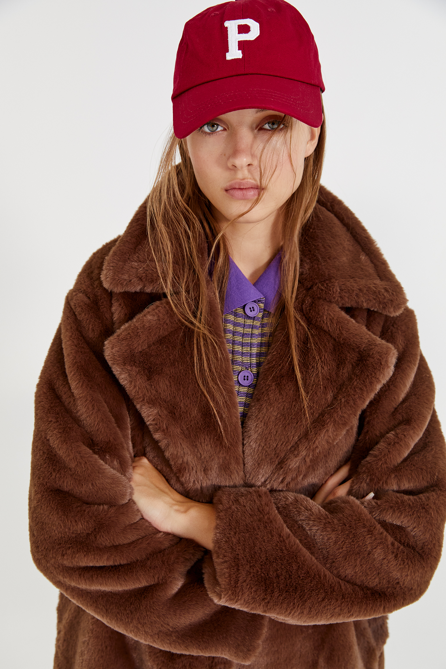 pull and bear faux fur jacket