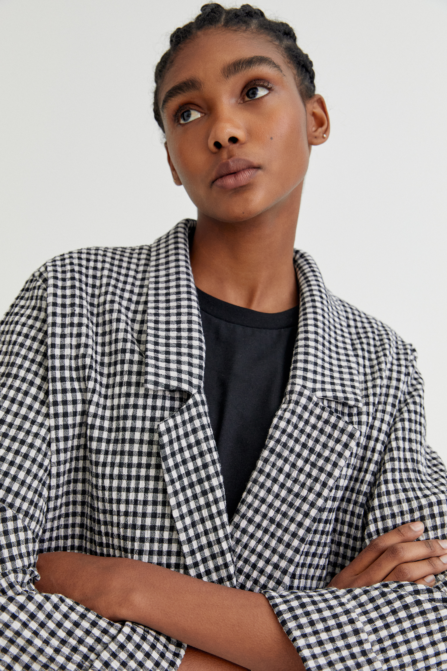 lightweight white blazer