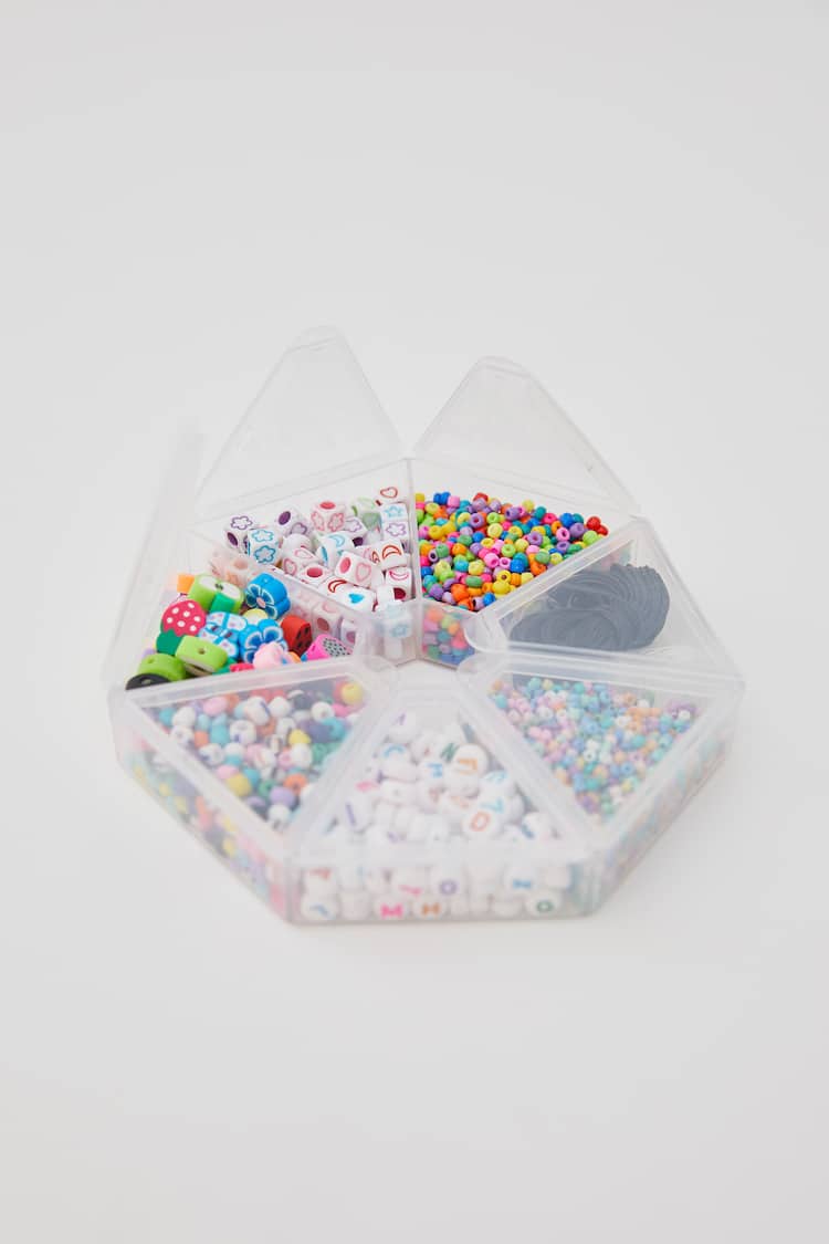 <em>Kits</em> de abalorios: El nuevo método de distracción con mucho estilo kits de abalorios