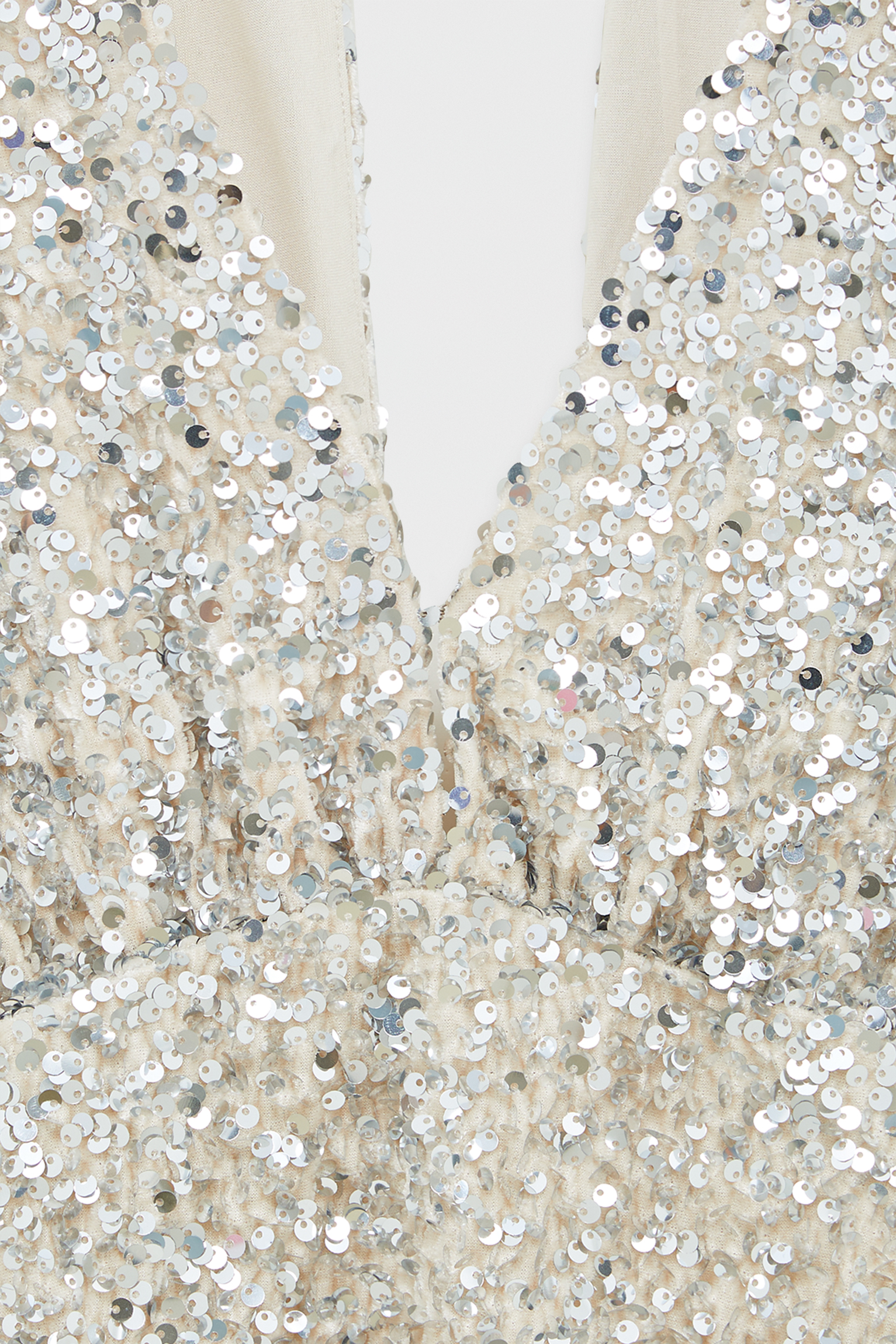 robe paillette pull and bear