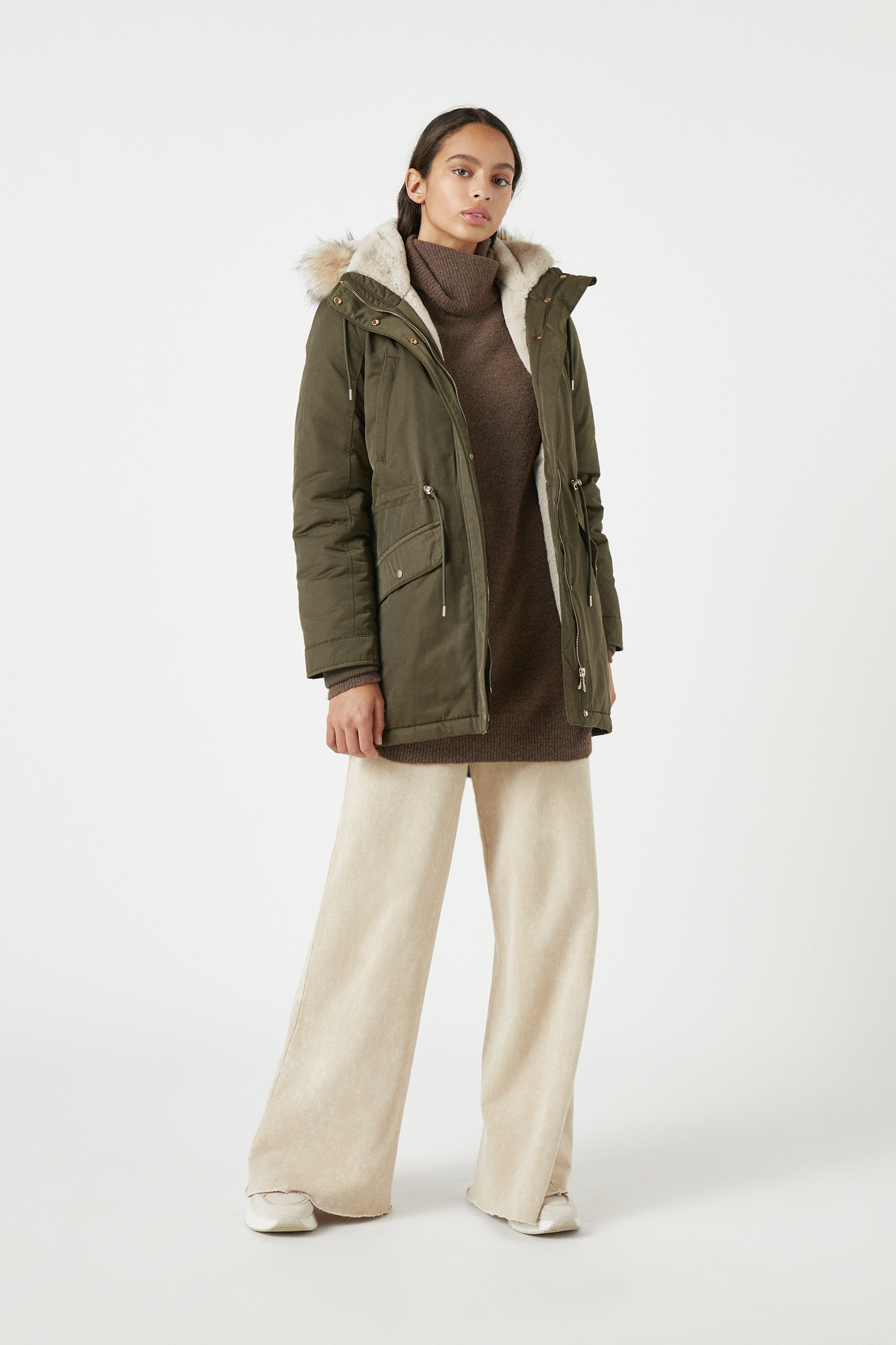 pull and bear faux fur