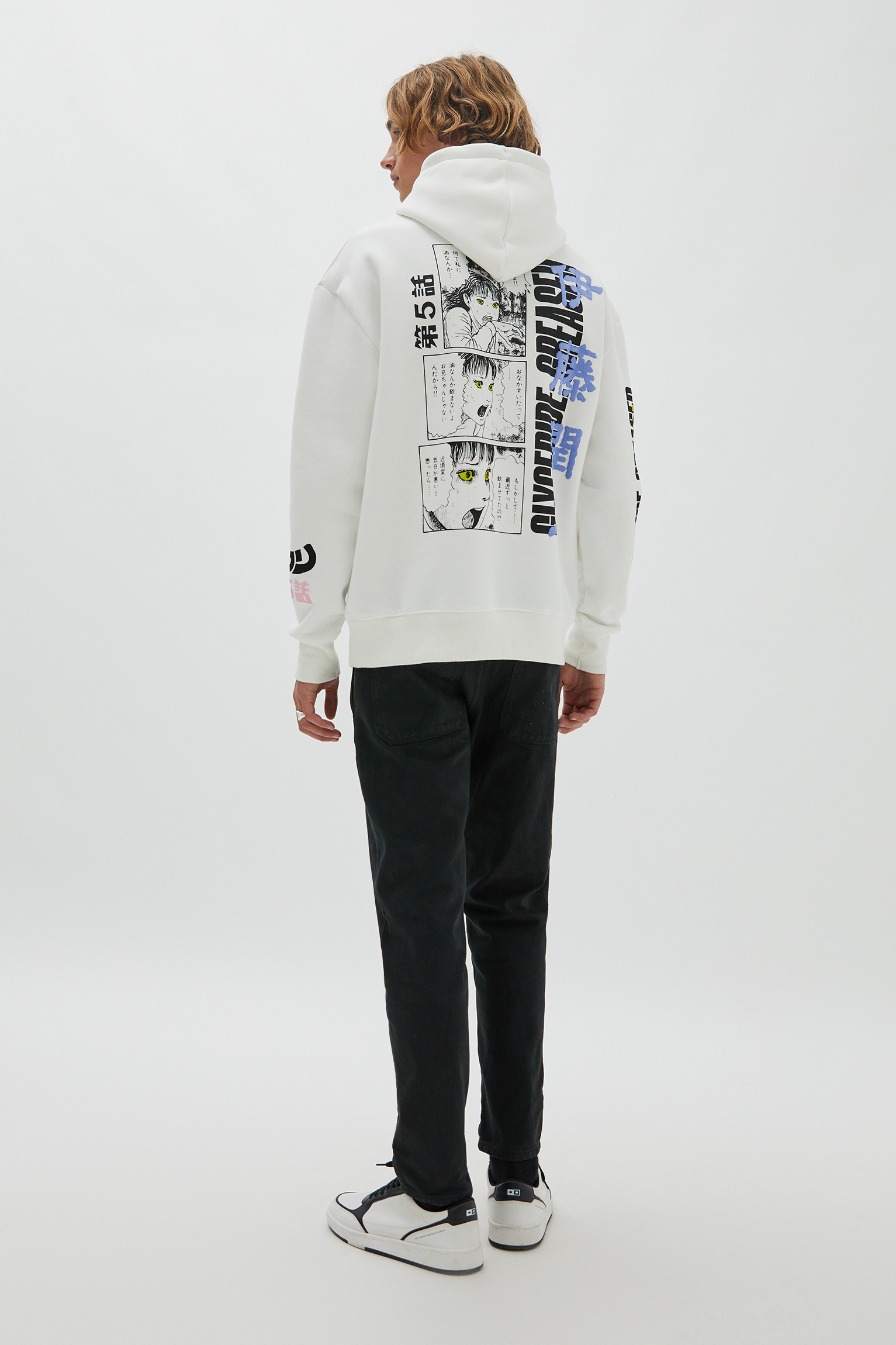 pull and bear white sweatshirt