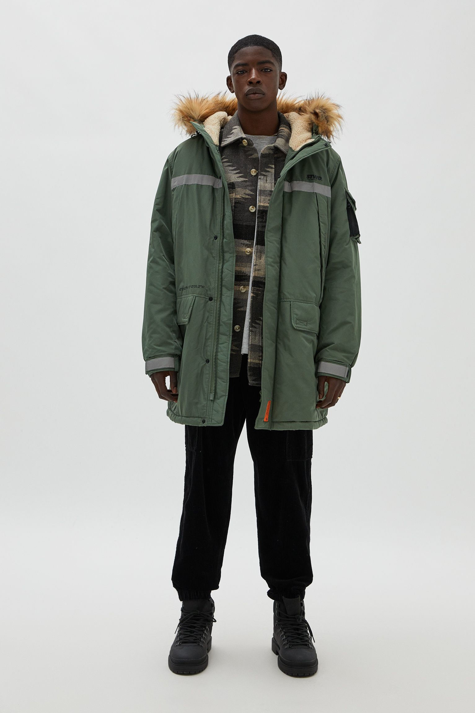 pull and bear nylon jacket