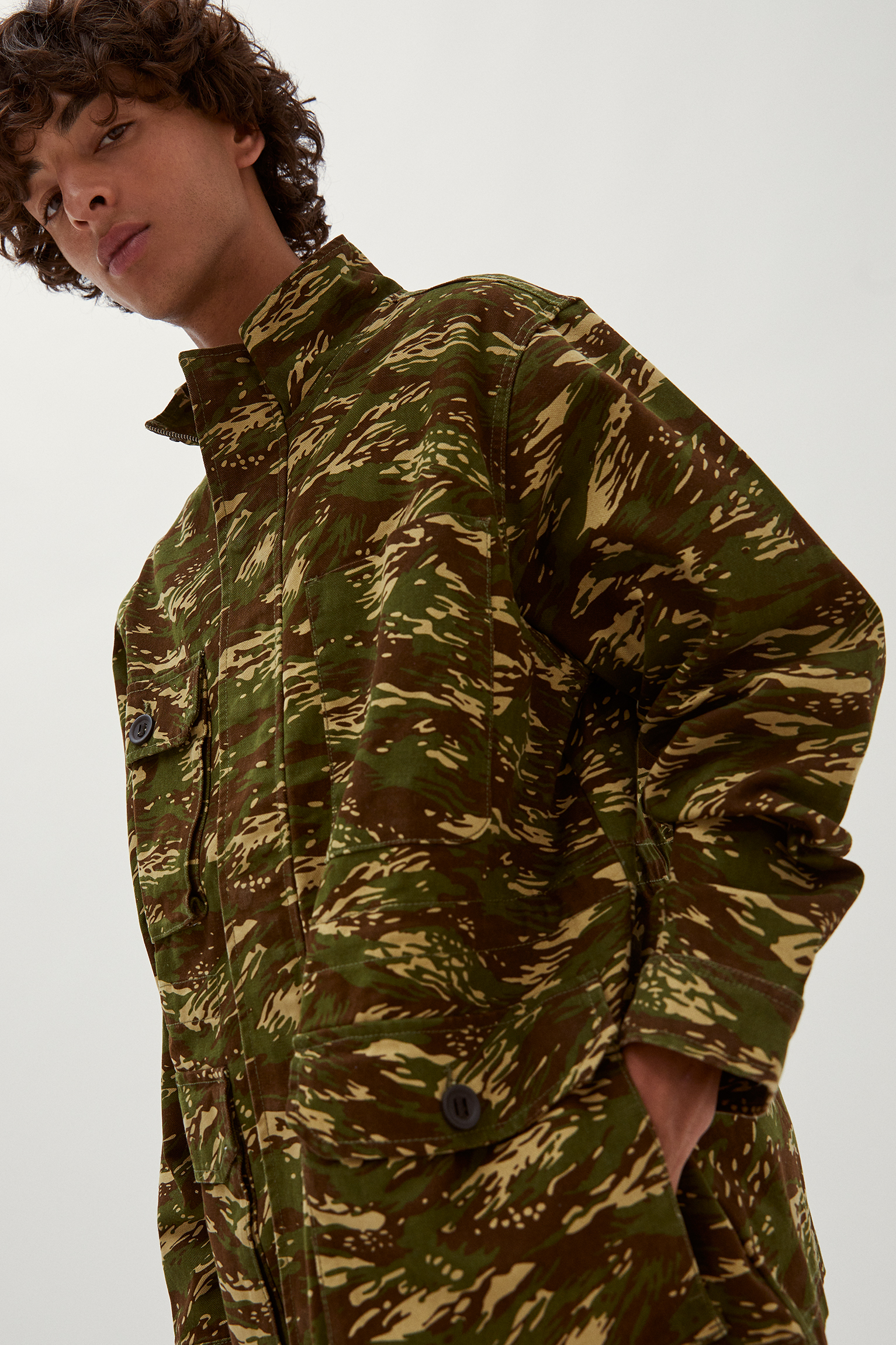 pull and bear camouflage jacket