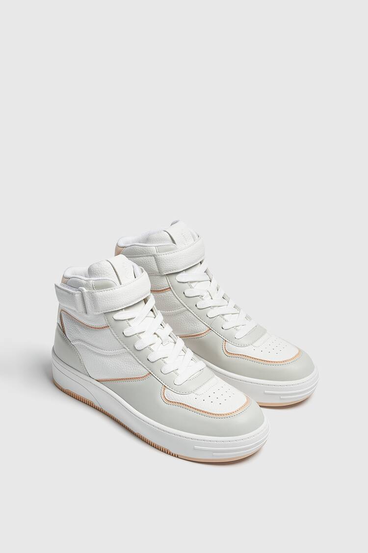 Retro high-top trainers, CONTRAST