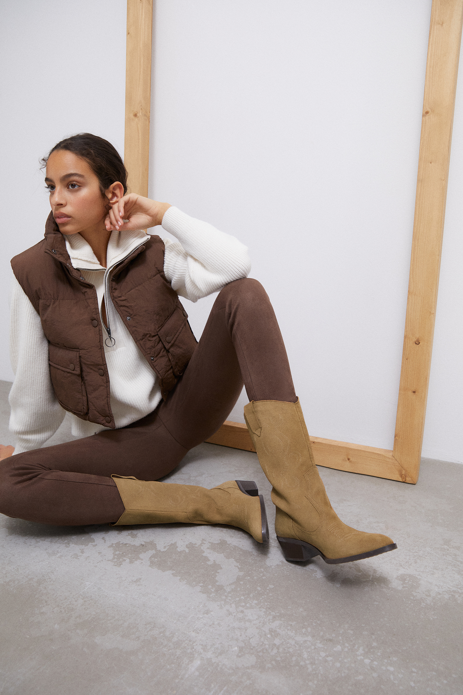 pull and bear cowboy boots