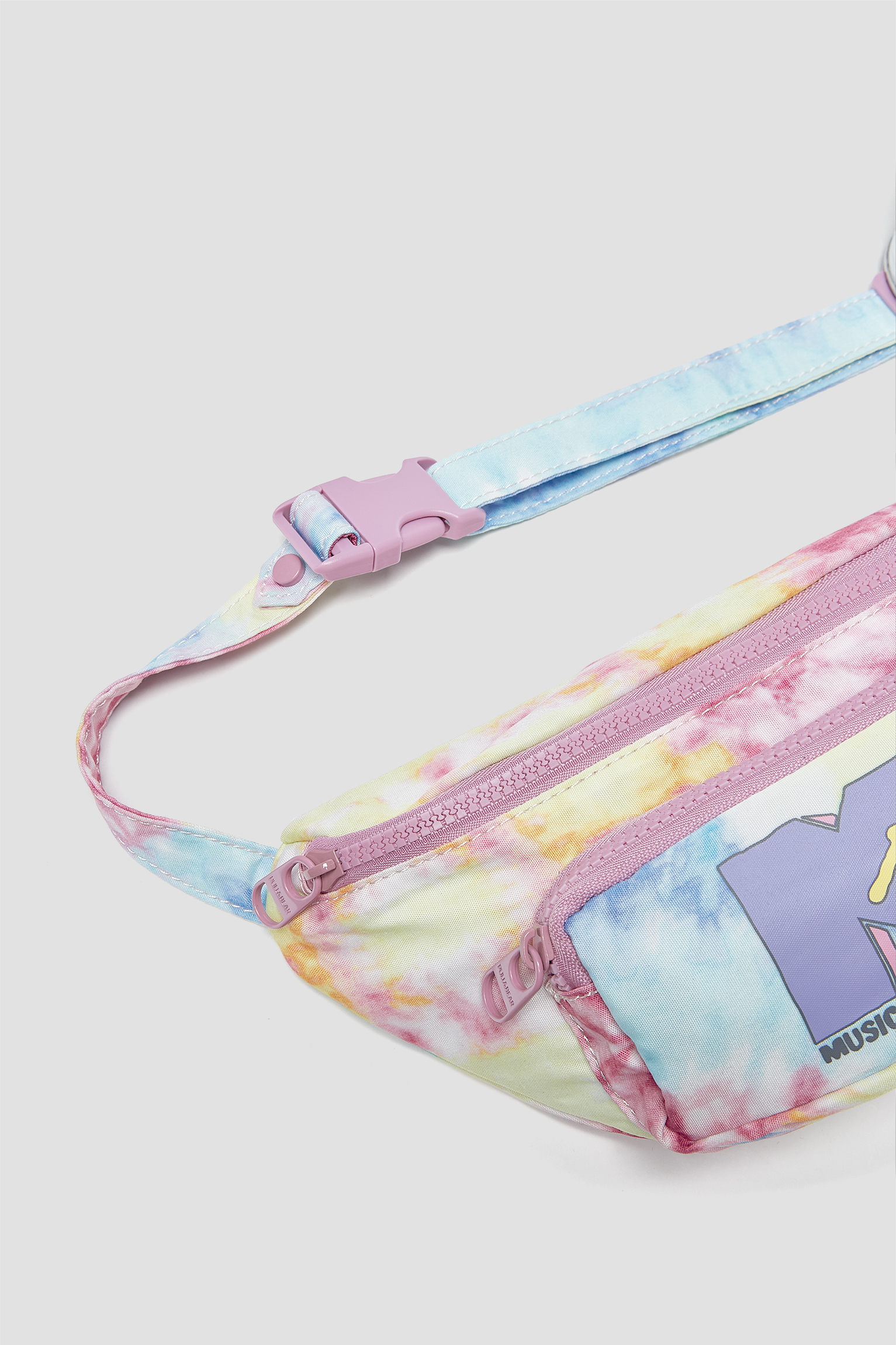 smiggle belt bag