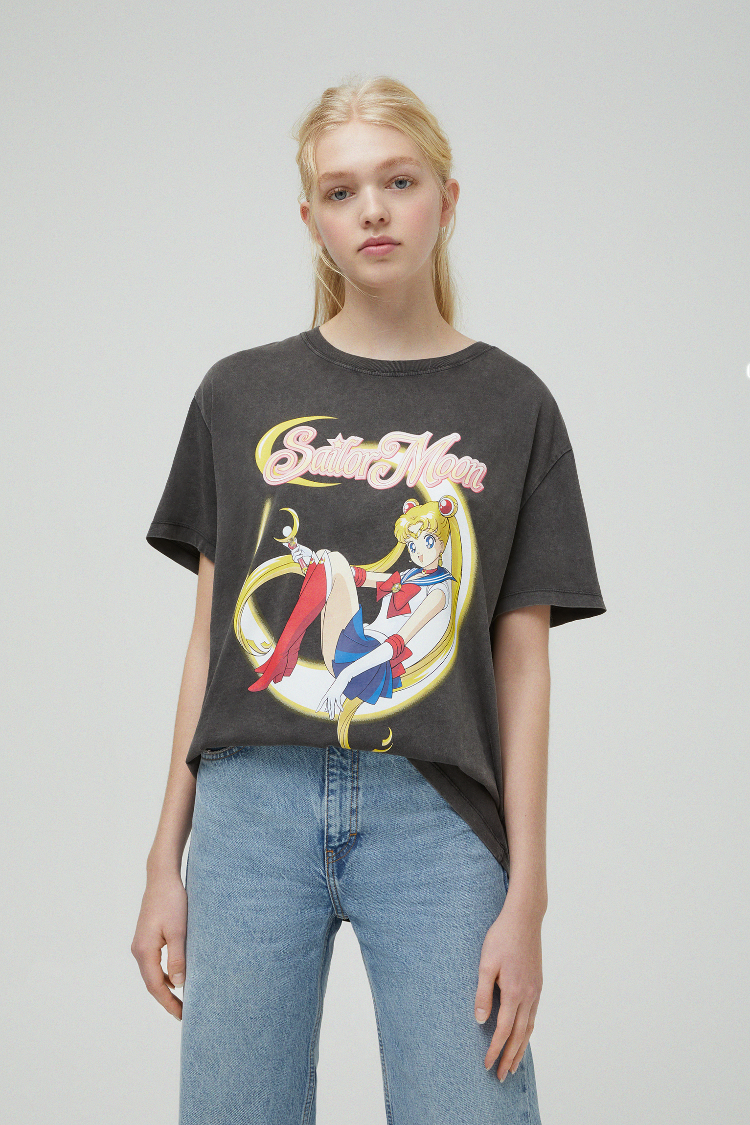 Camiseta sailor moon pull and bear Clearance
