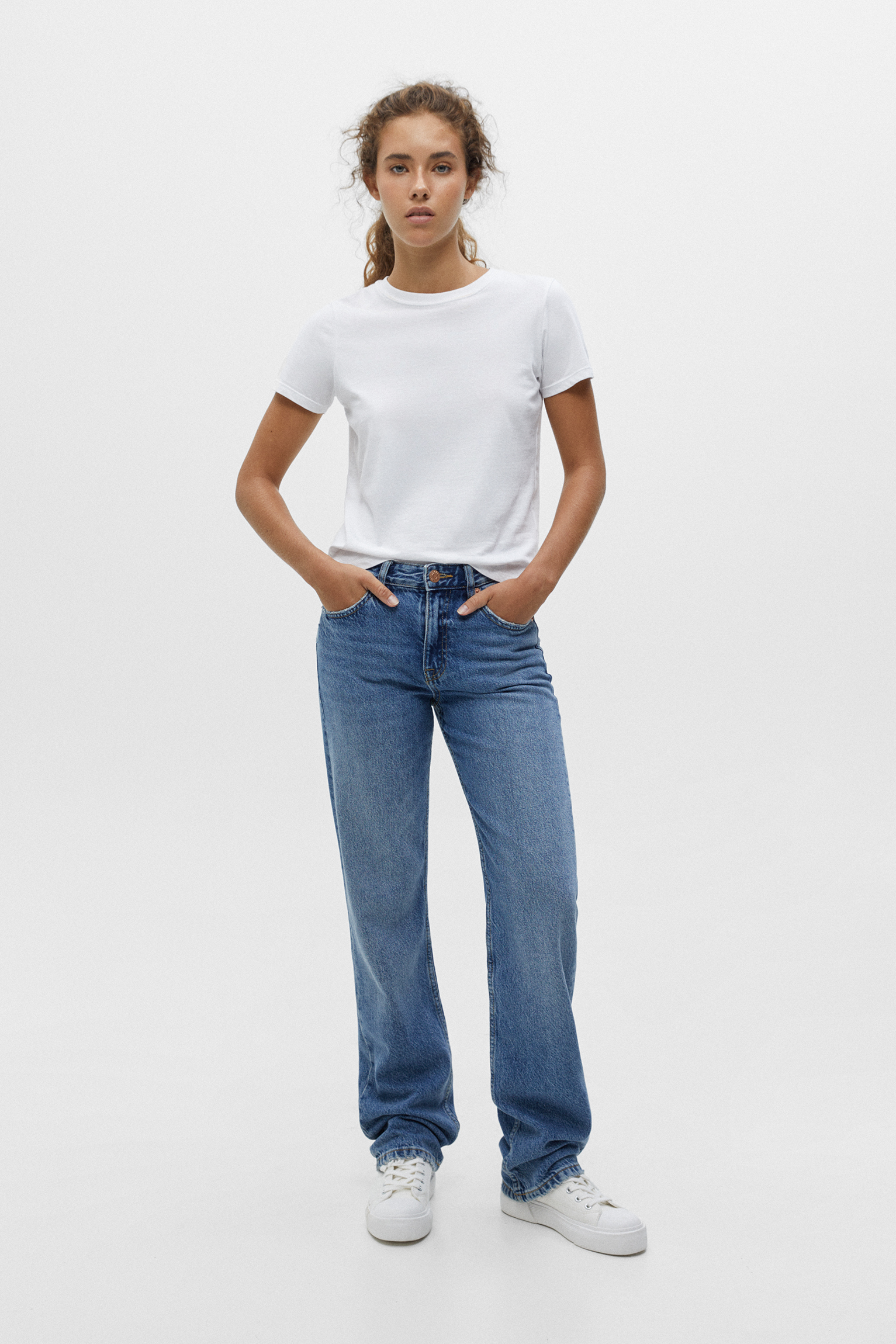 Mid-waist straight-leg jeans - PULL\u0026BEAR