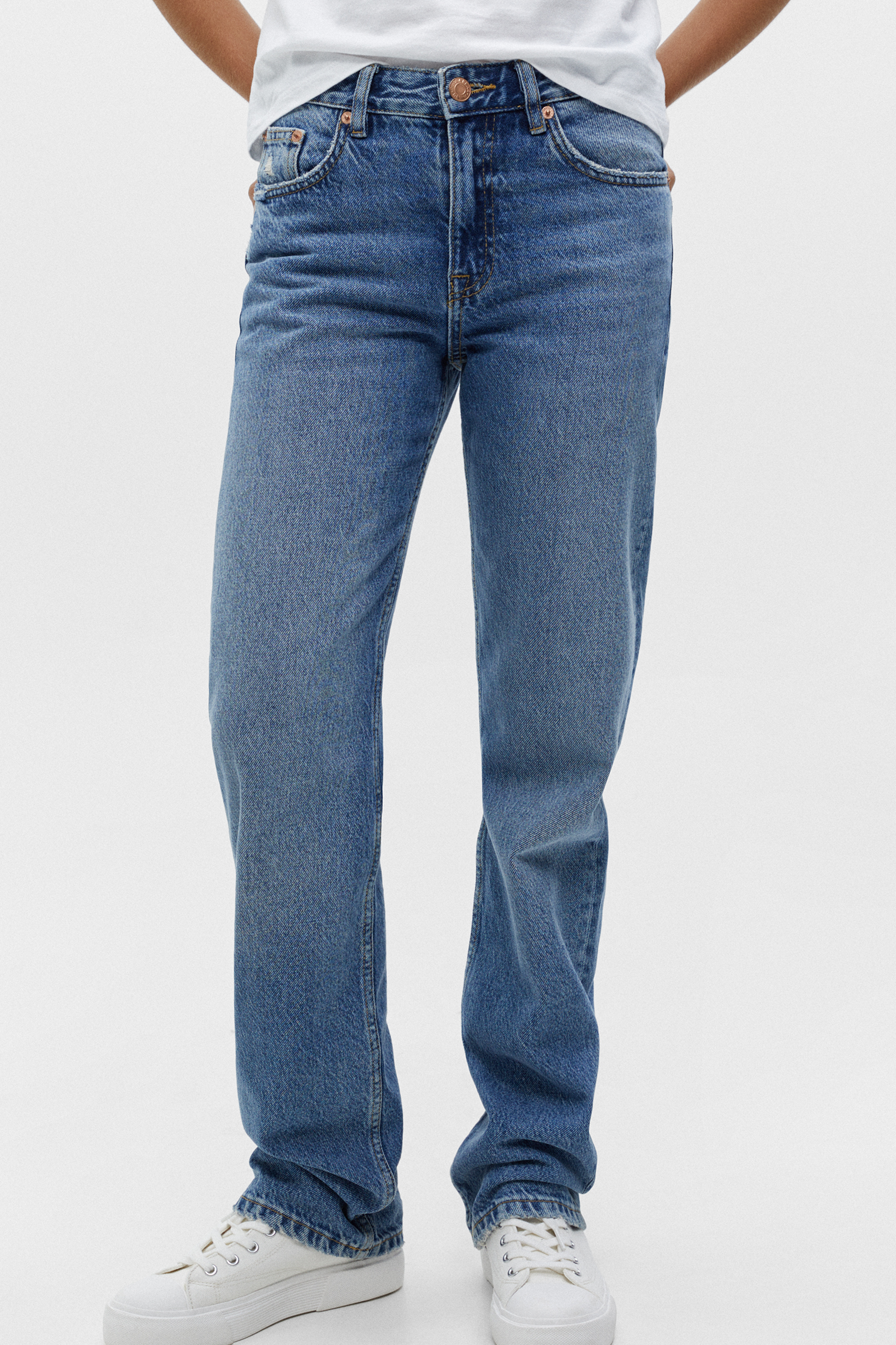 Mid-waist straight-leg jeans - PULL\u0026BEAR