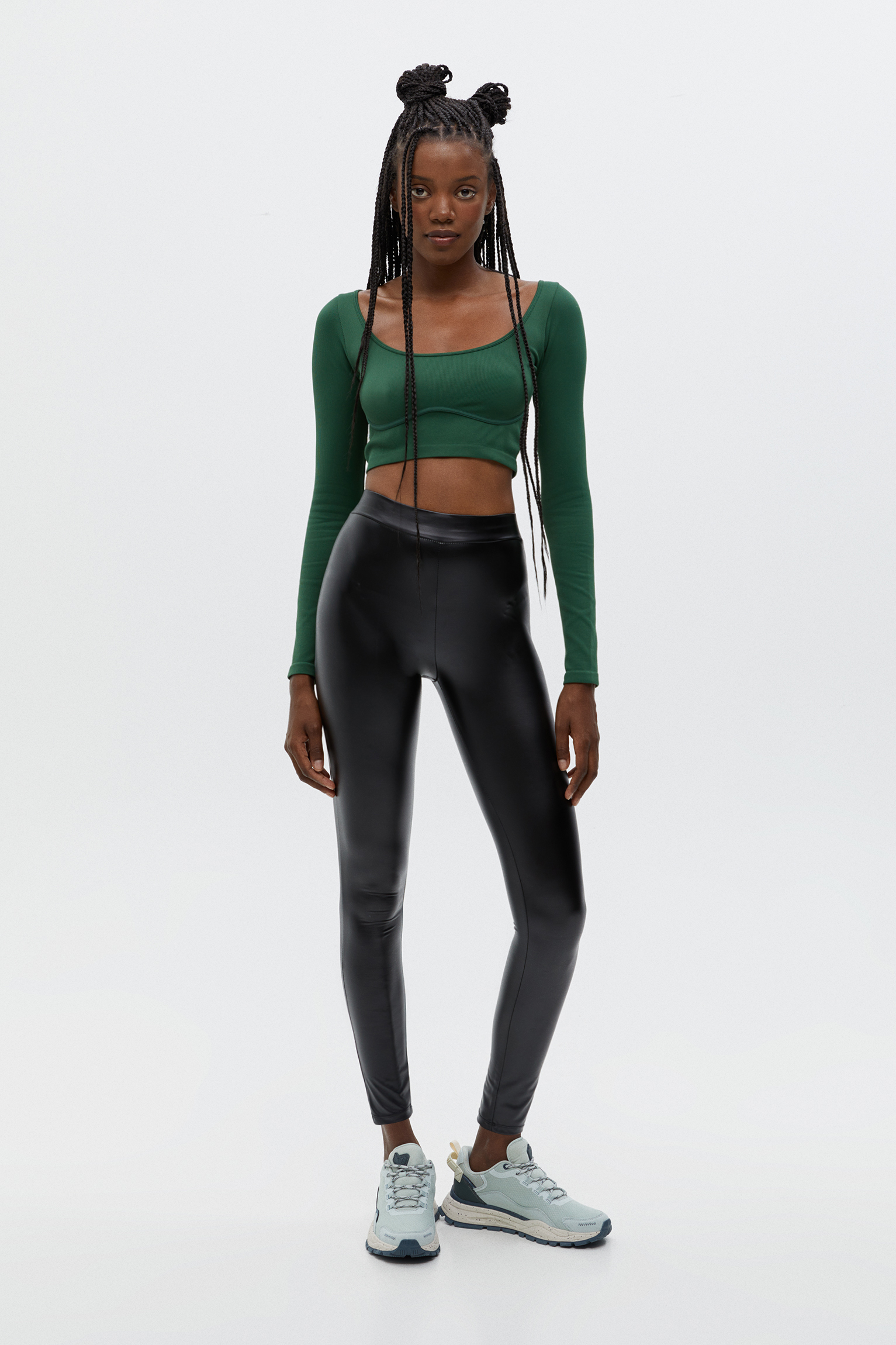 Legging básico efecto piel - PULL\u0026BEAR