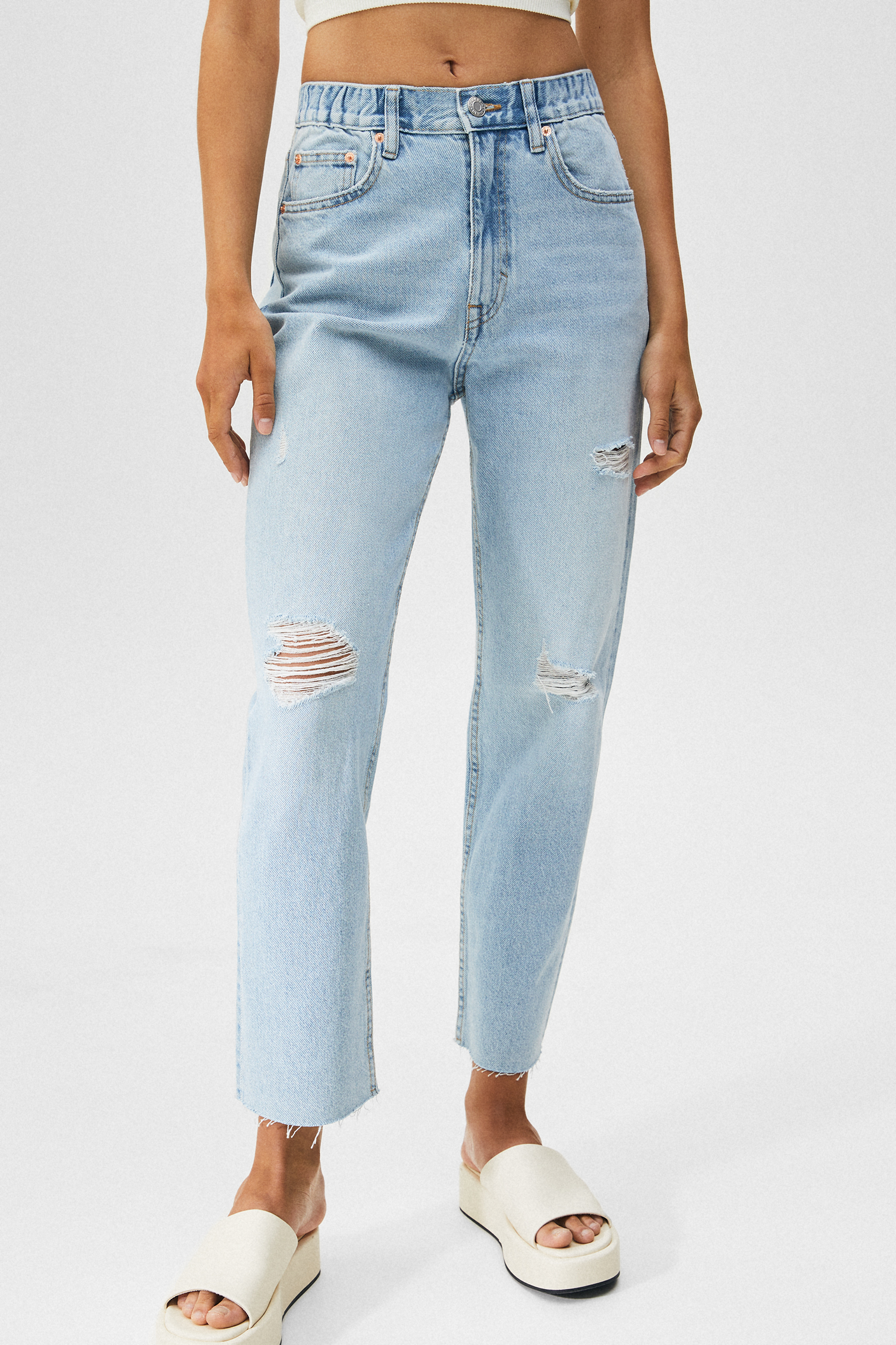 JEAN MOM FIT STRETCH TIRO ALTO 4040 – FELLA | Tienda Online