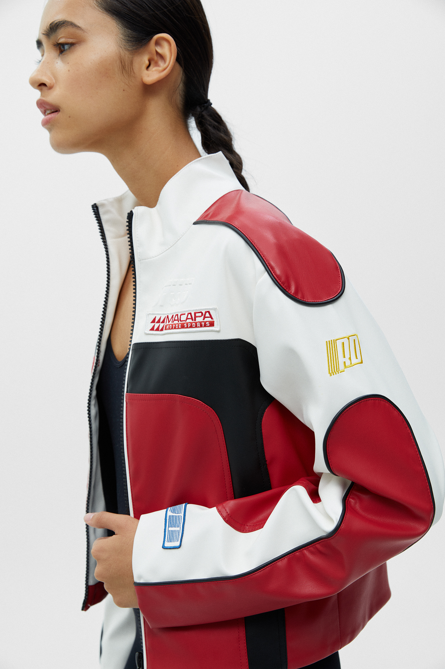 Hailey Bieber and Kylie Jenner Wear Motocross Jackets — Shop Motocross  Jackets for Fall 2022