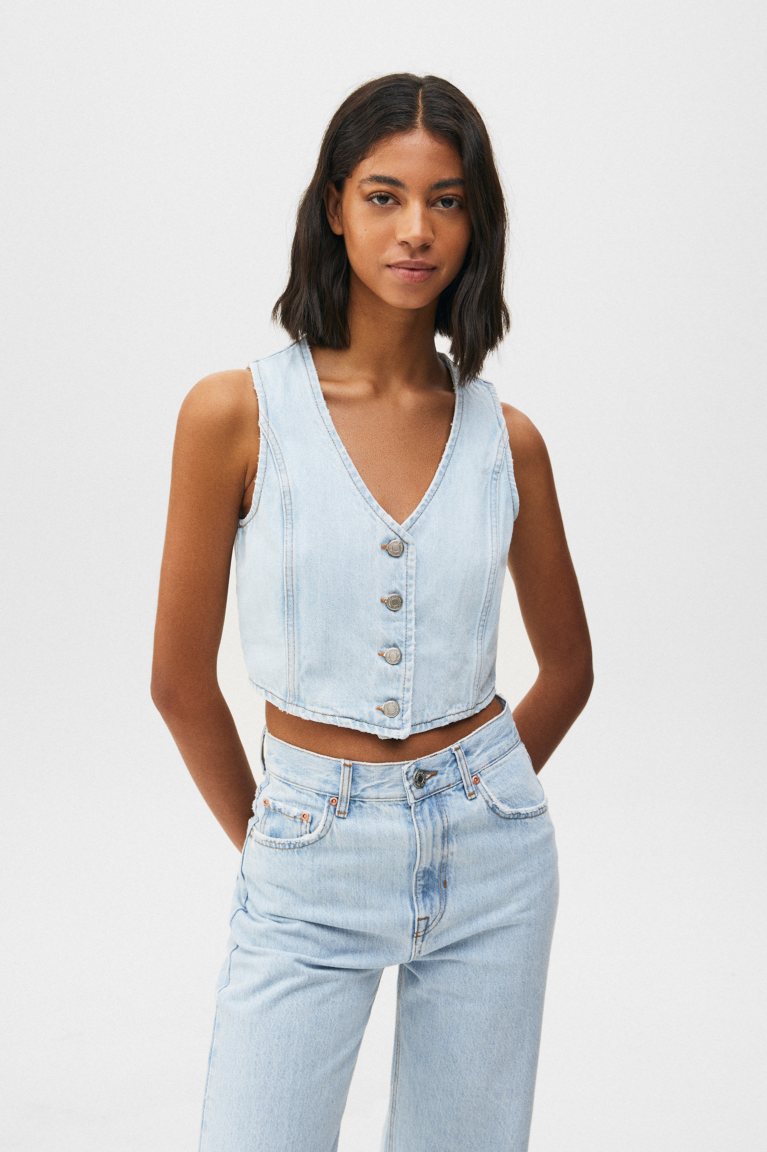 Chaleco vaquero botones delanteros - PULL\u0026BEAR
